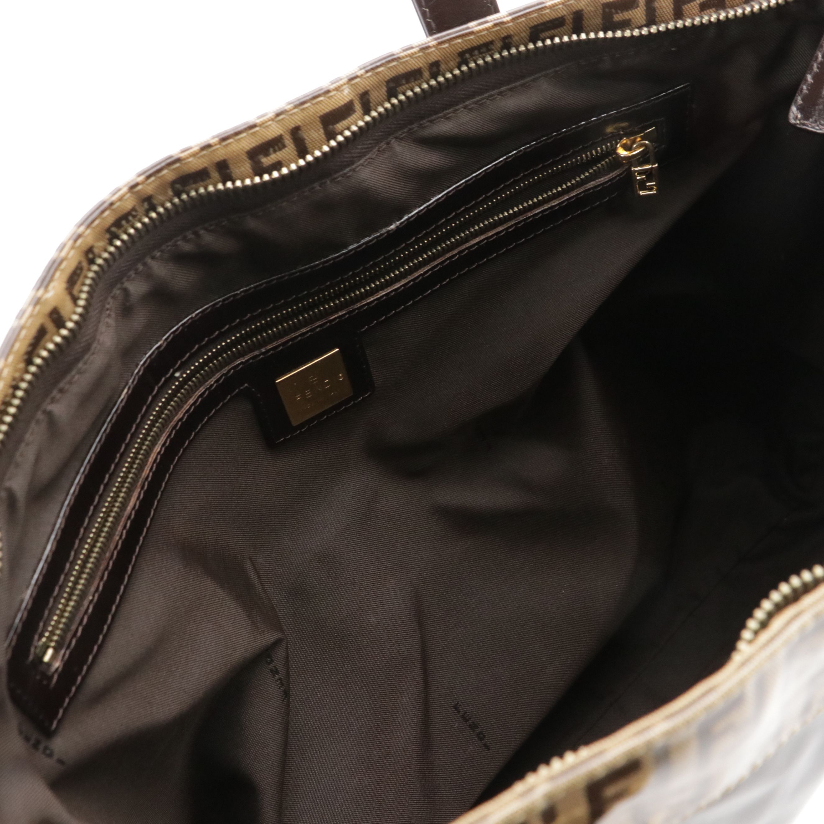Fendi Zip Tote Bag in Brown Patent Leather and Zucchino Vinyl