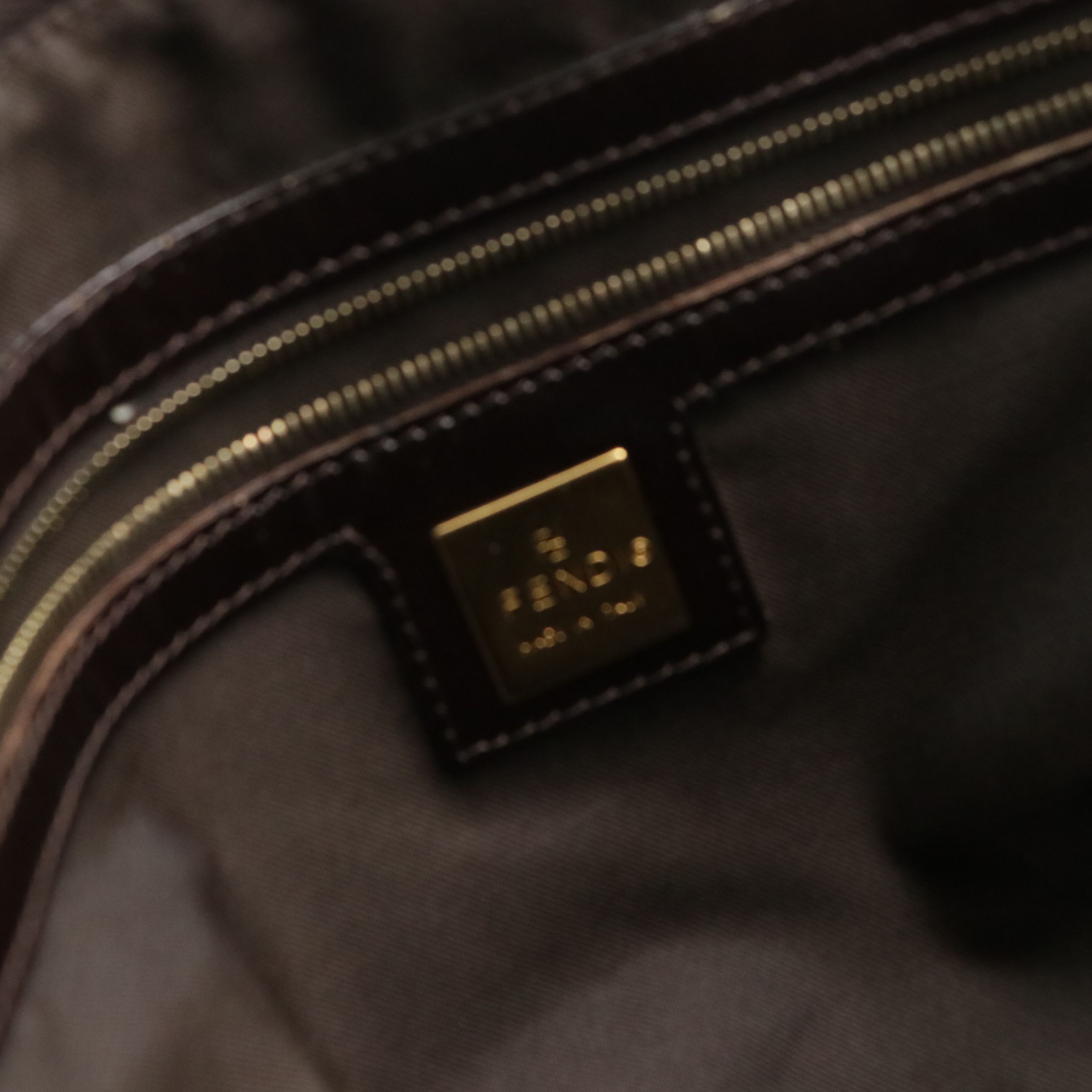 Fendi Zip Tote Bag in Brown Patent Leather and Zucchino Vinyl