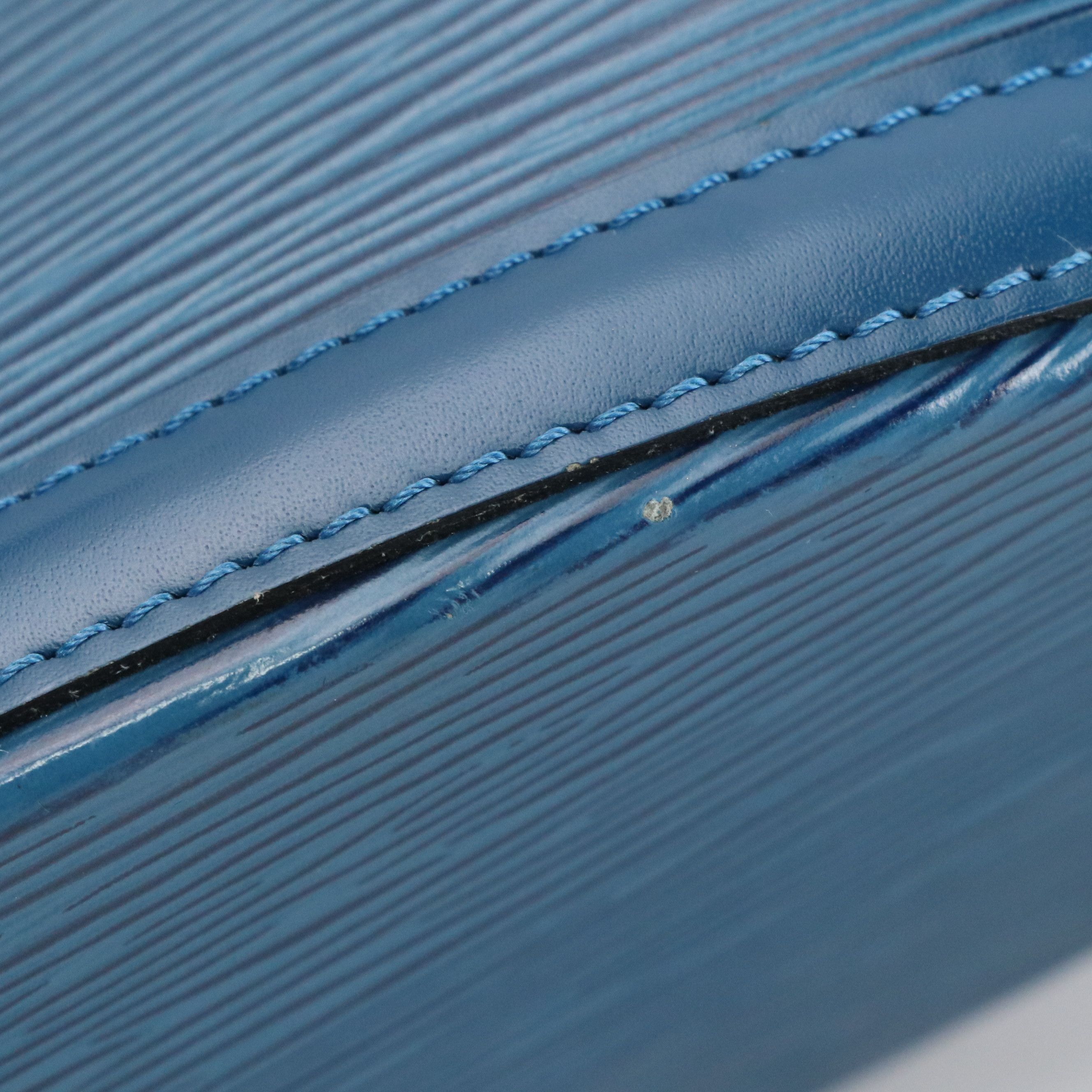 Louis Vuitton Saint Jacques PM Handbag in Toledo Blue Epi Leather