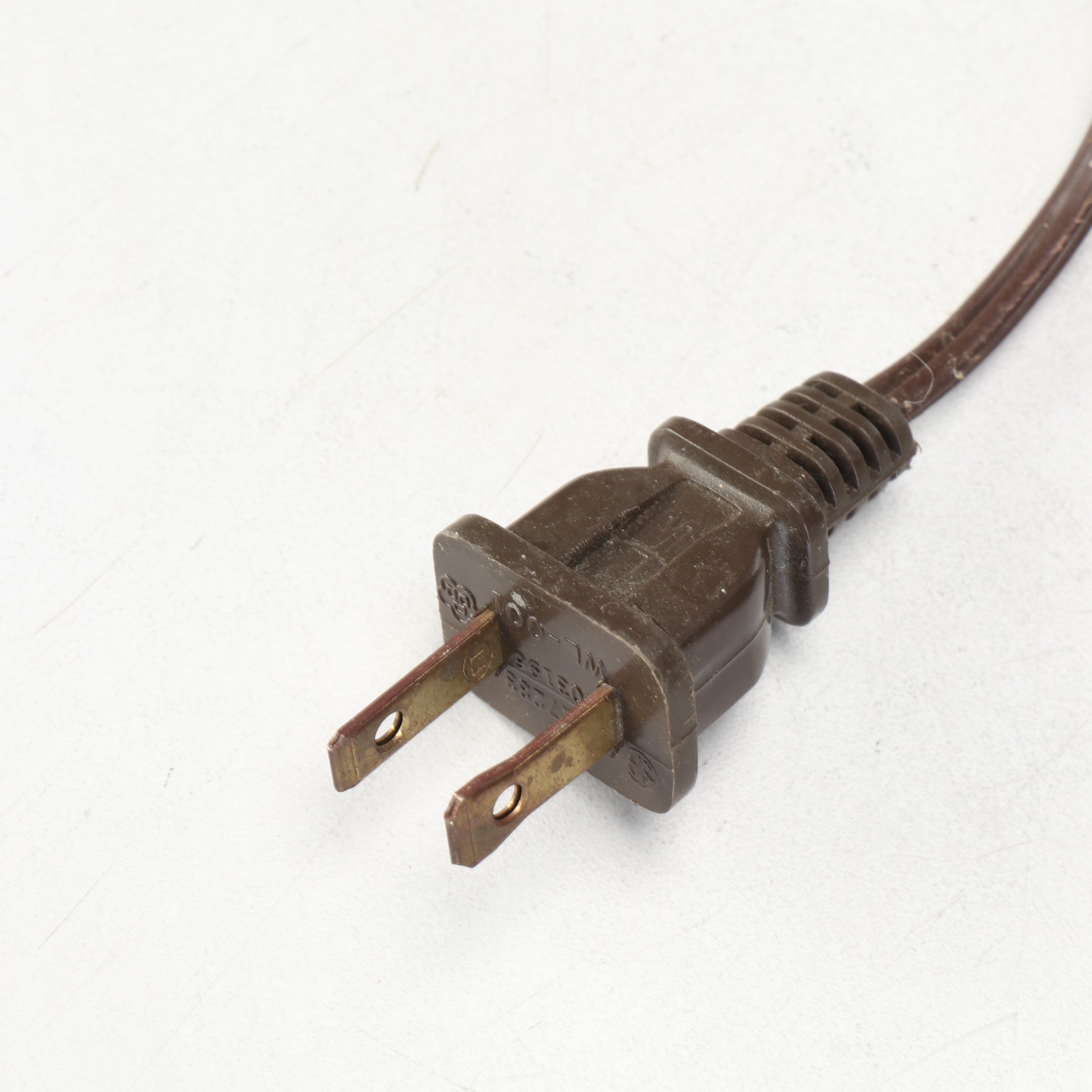 Fancy Fox Figural Table Lamp