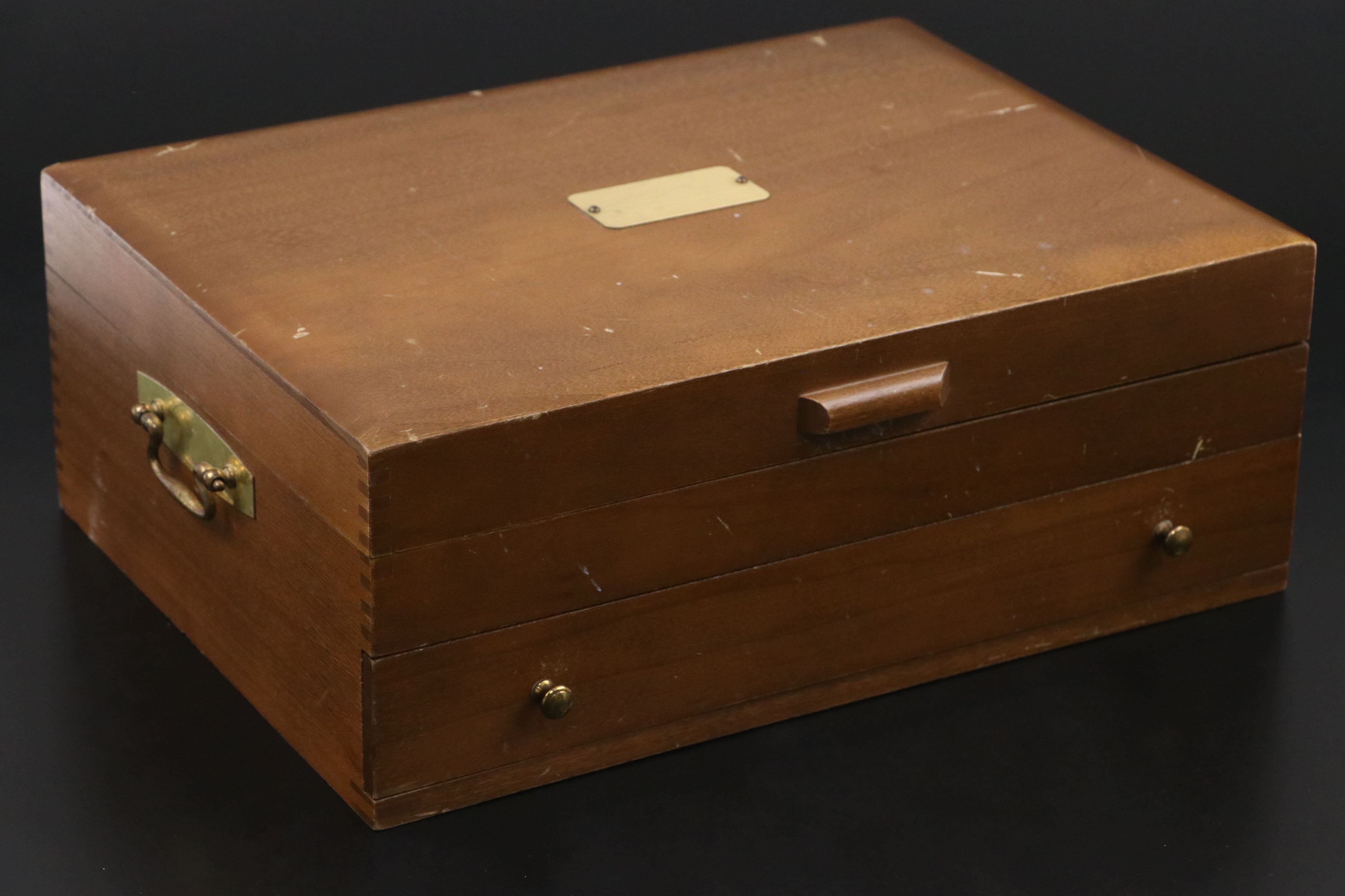 Oneida "Louis XVI" Silver Plate Flatware and Serving Utensils, 1911