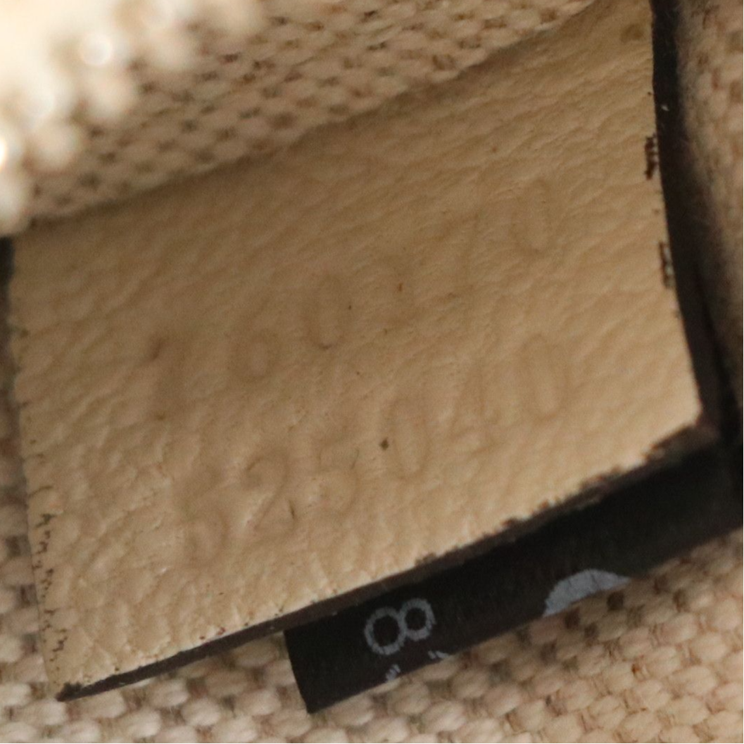 CANCER: Gucci Mini Blondie Barrel Bag in Ivory Diagonal Quilted Calf Leather