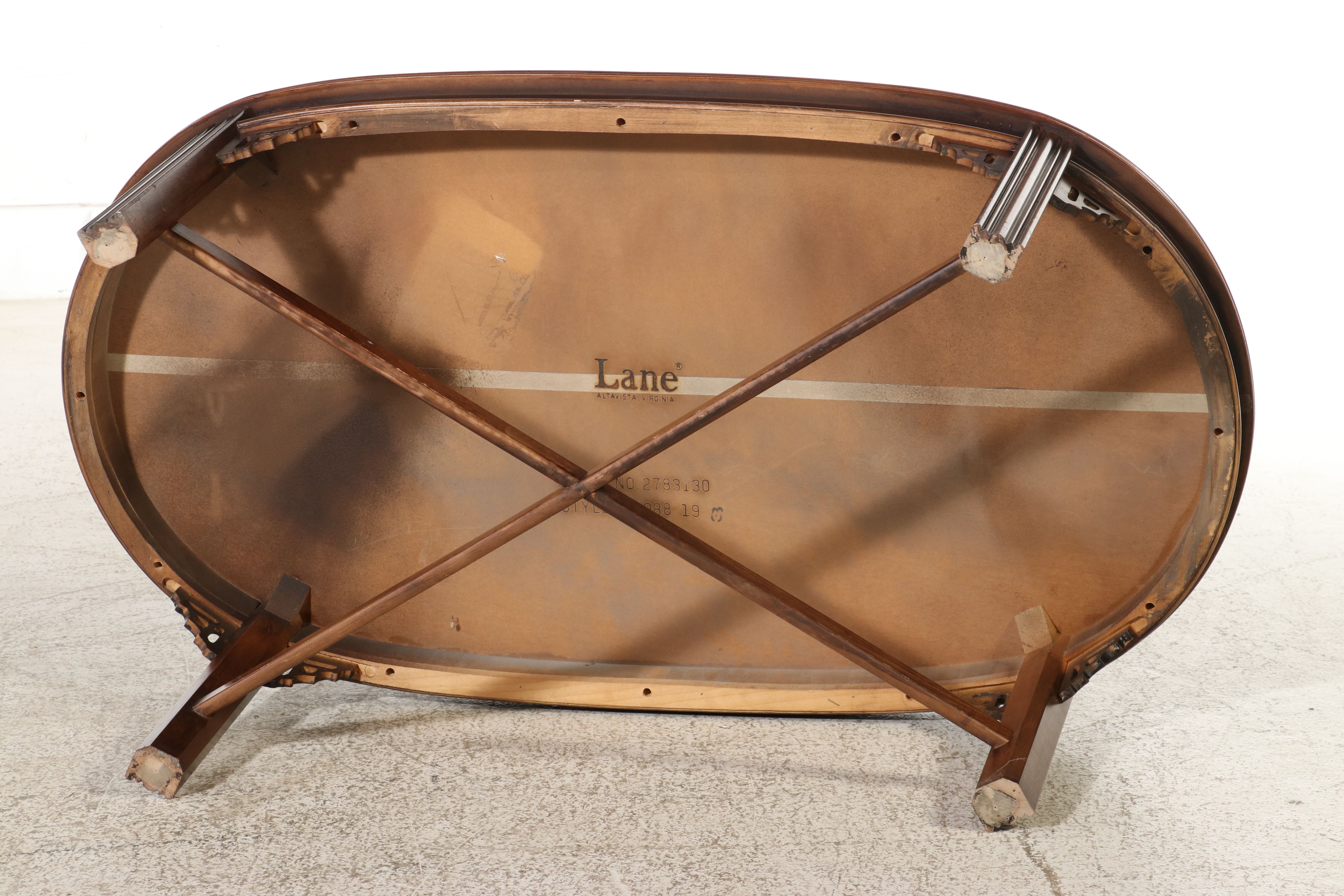 Lane Furniture Mahogany Chinese Chippendale Style Oval Coffee Table