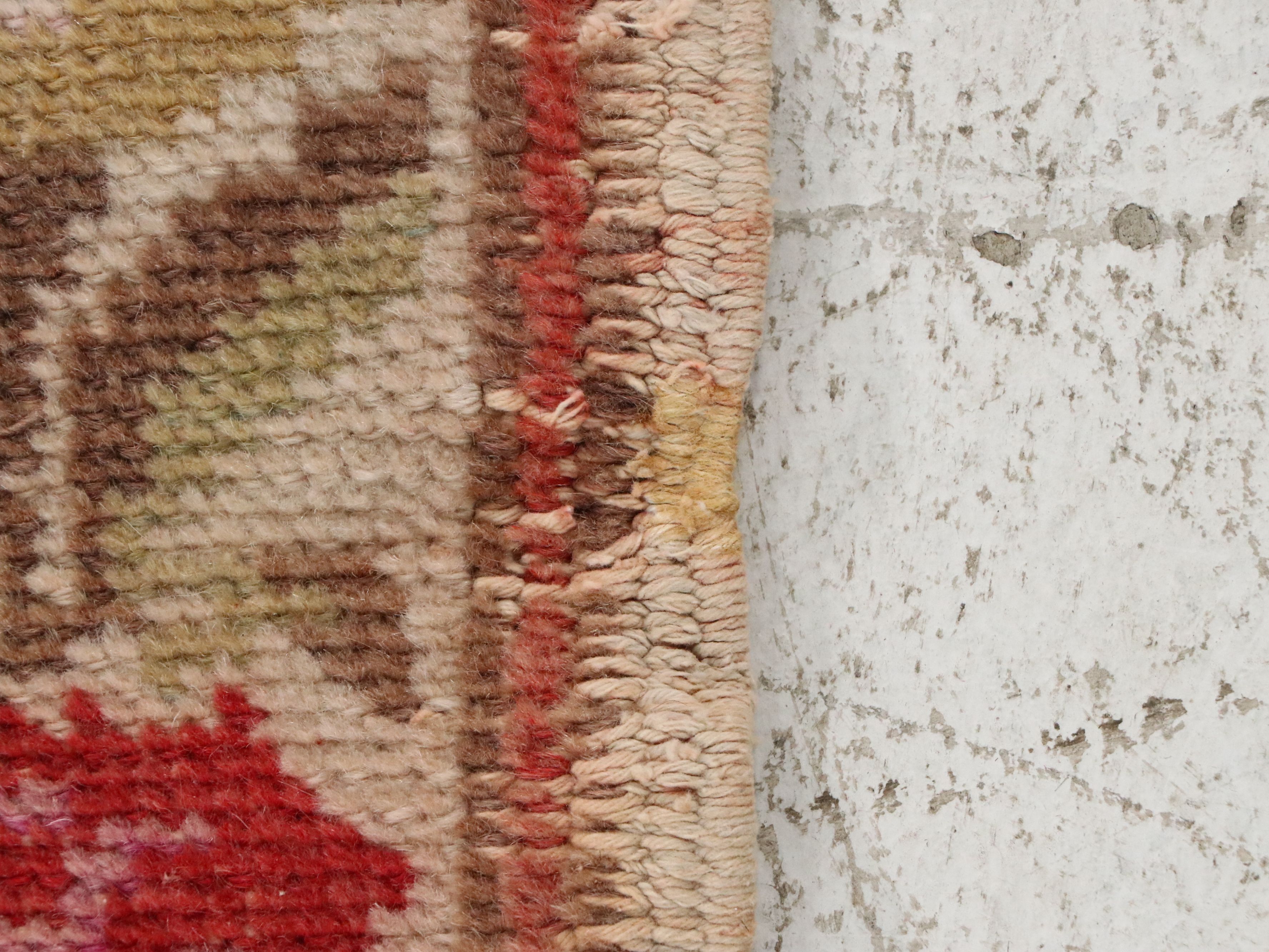 4'7 x 7'7 Hand-Knotted Turkish Anatolian Medallion Area Rug