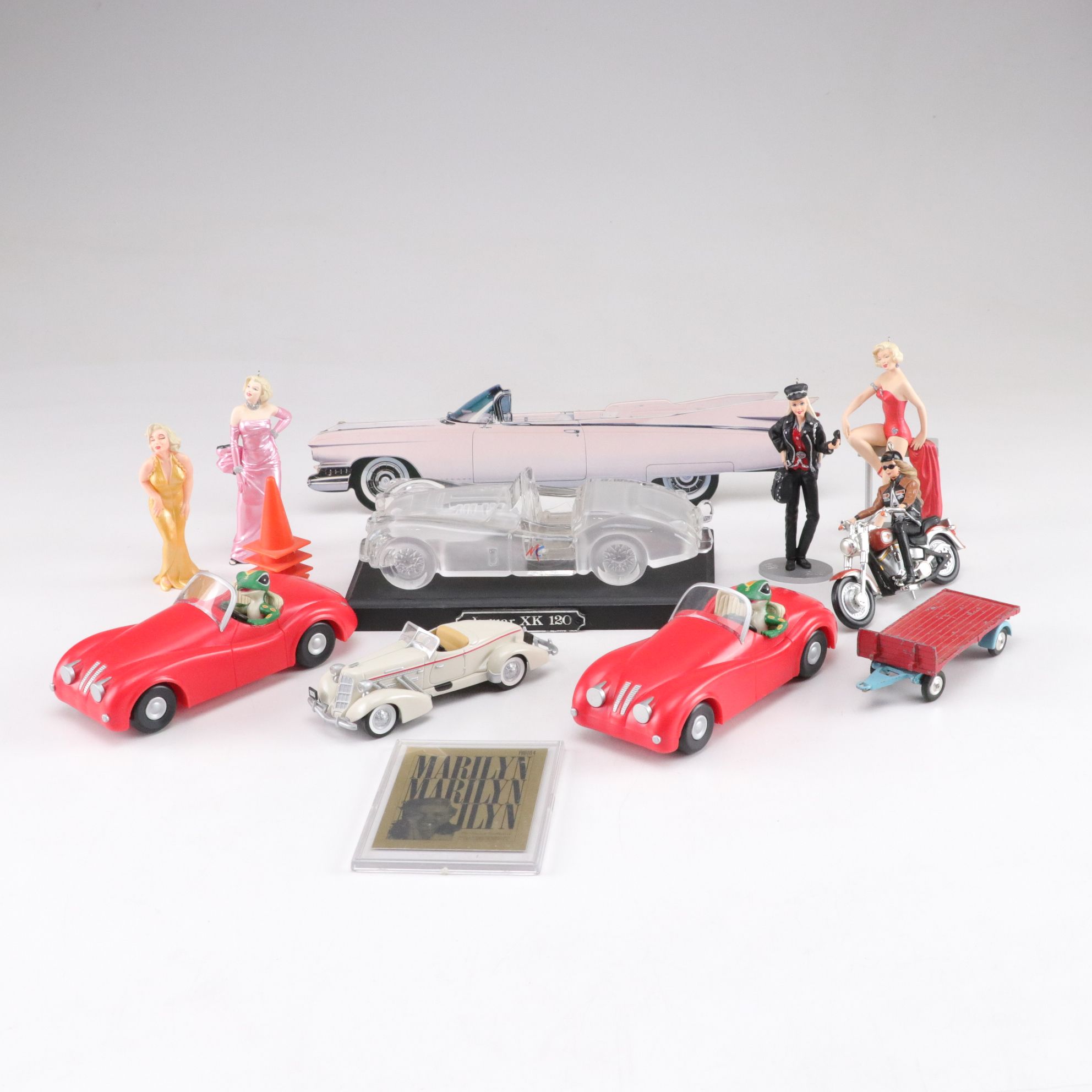 Geico 2002 Convertible Geckos, Magic Crystal Paperweight Jaguar XK 120 & More
