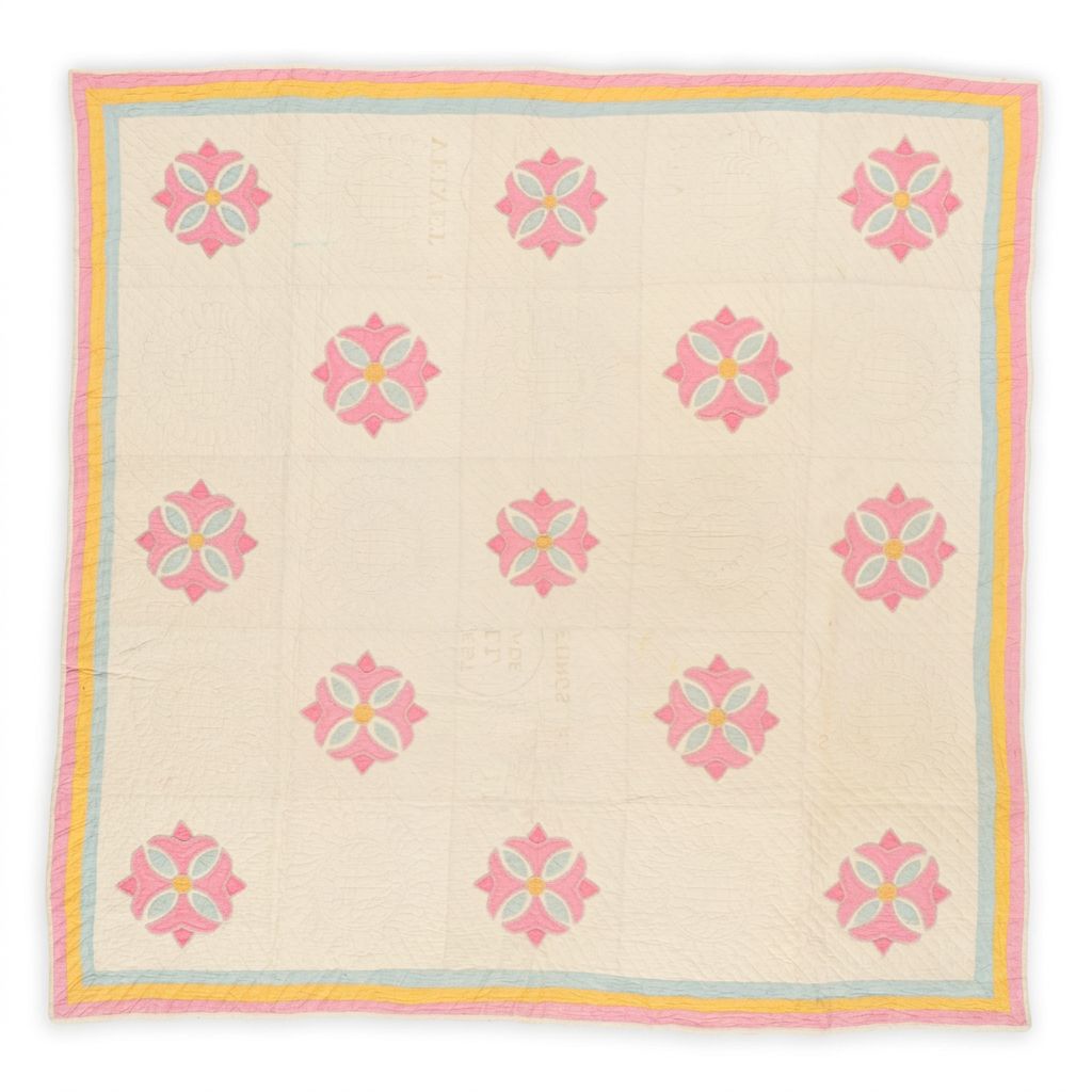 Hand-Pieced Floral Applique Quilt
