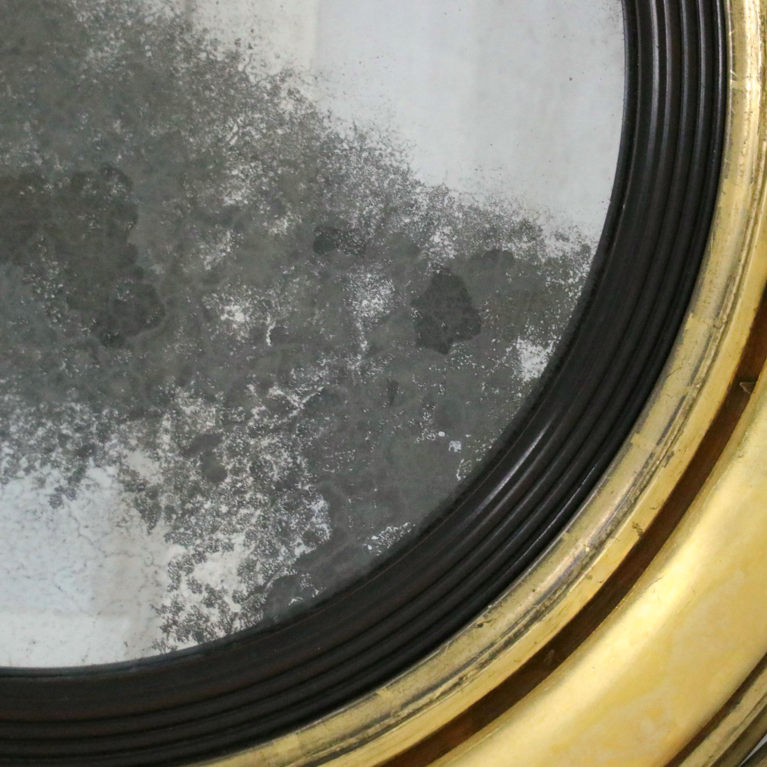 Antique Bull's Eye Giltwood Round Wall Mirror, Early 19th Century