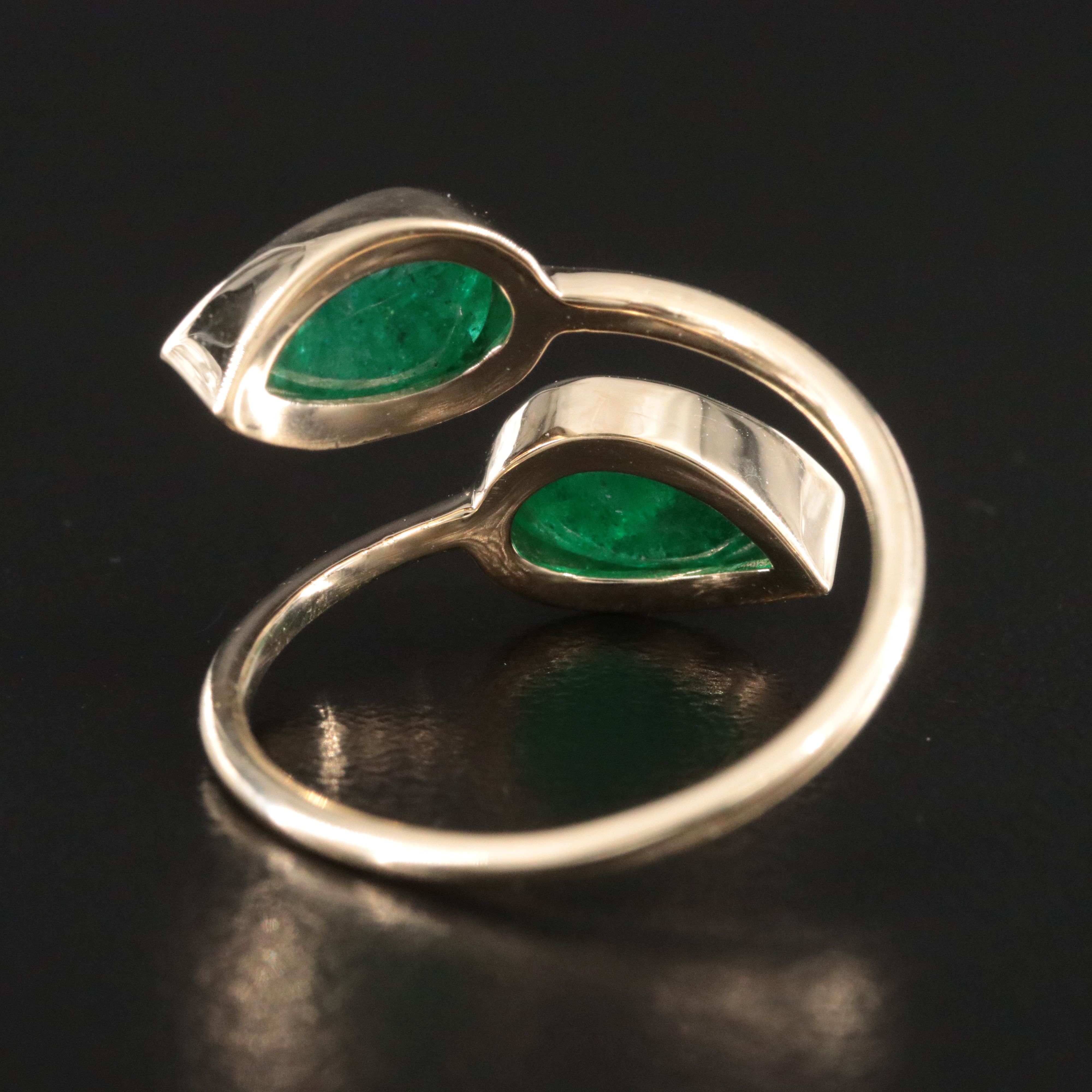 14K 2.37 CTW Emerald Toi et Moi Ring