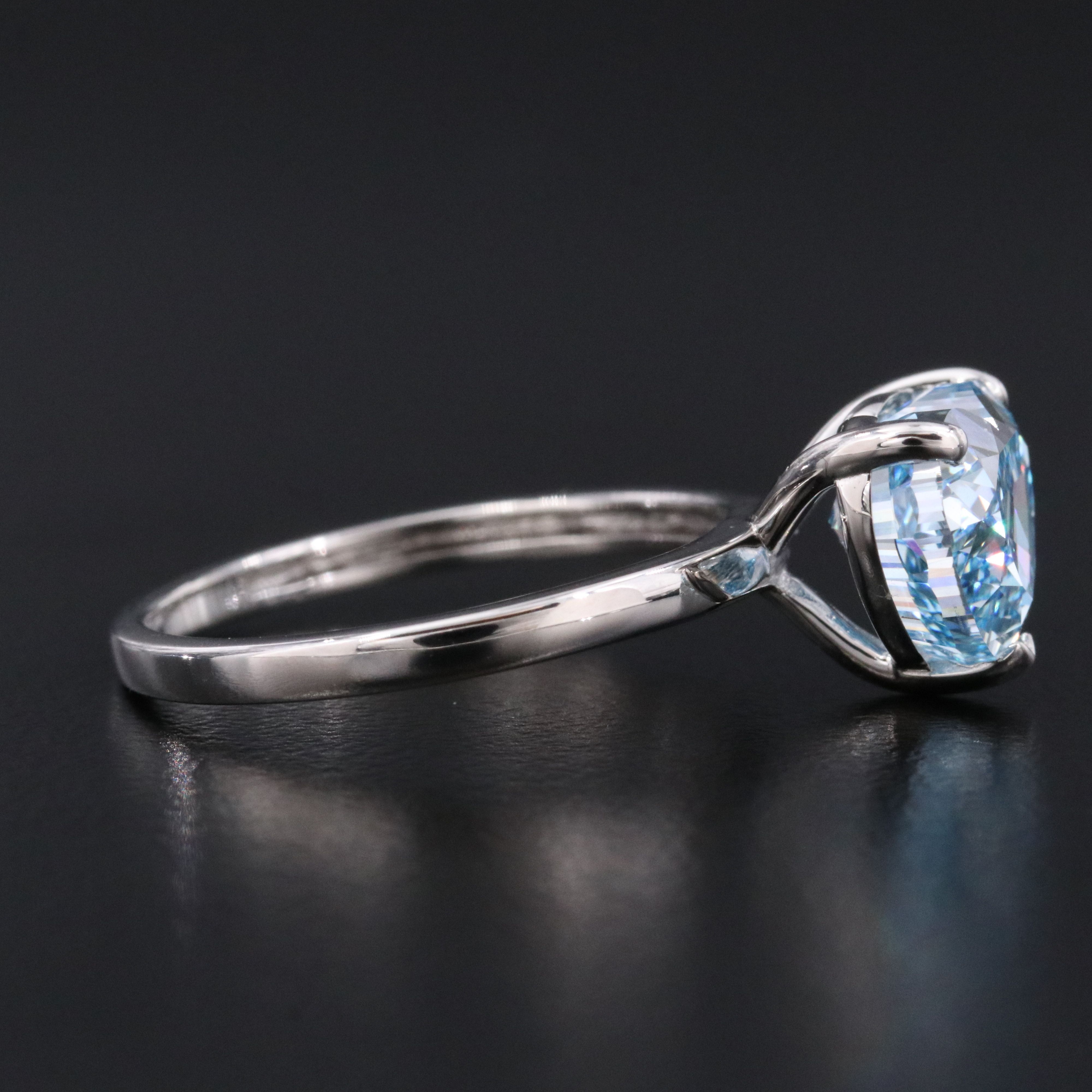 Platinum 3.21 CT Lab Grown Fancy Vivid Blue Diamond Ring with IGI Report