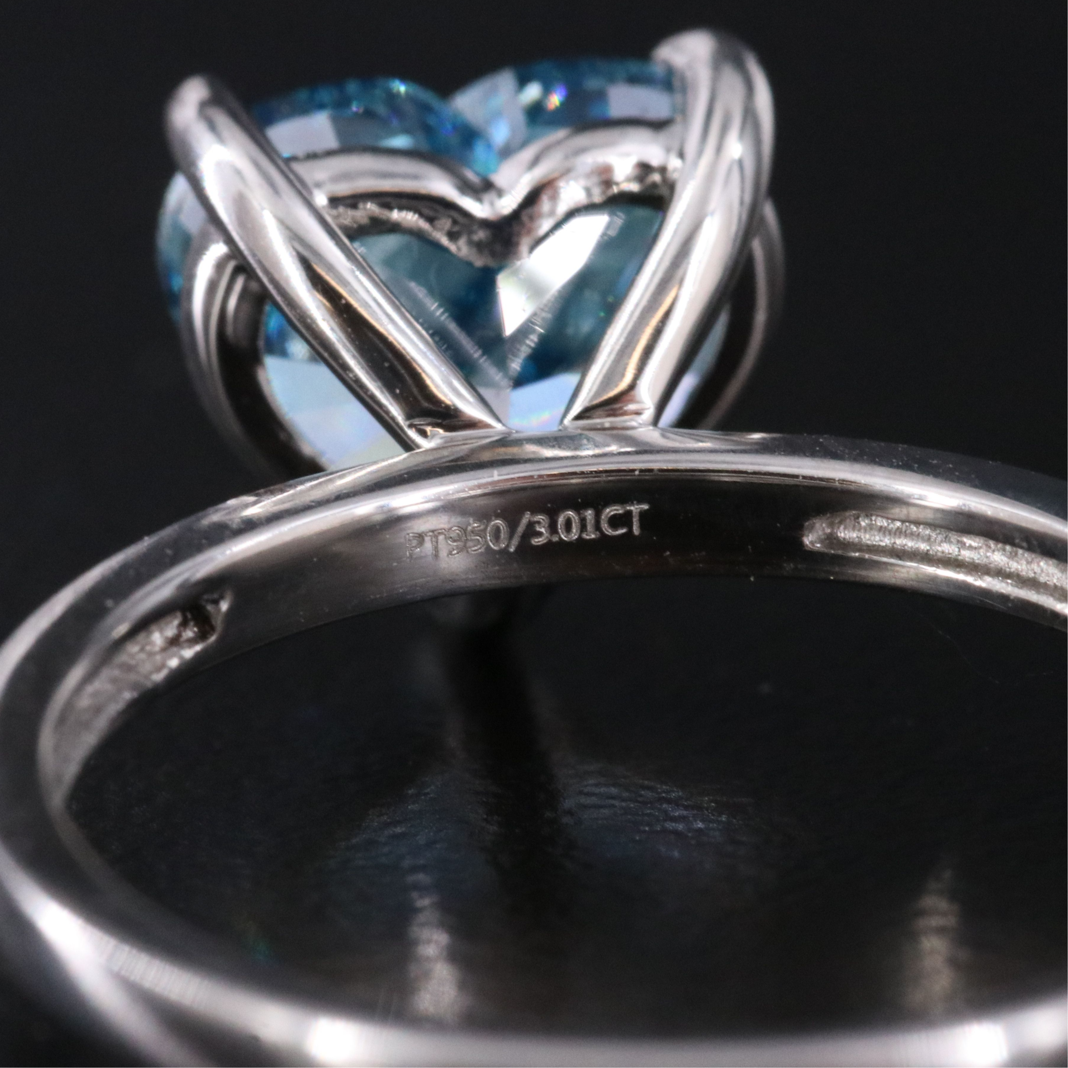 Platinum 3.01 CT Lab Grown Fancy Vivid Blue Diamond Ring with IGI Report