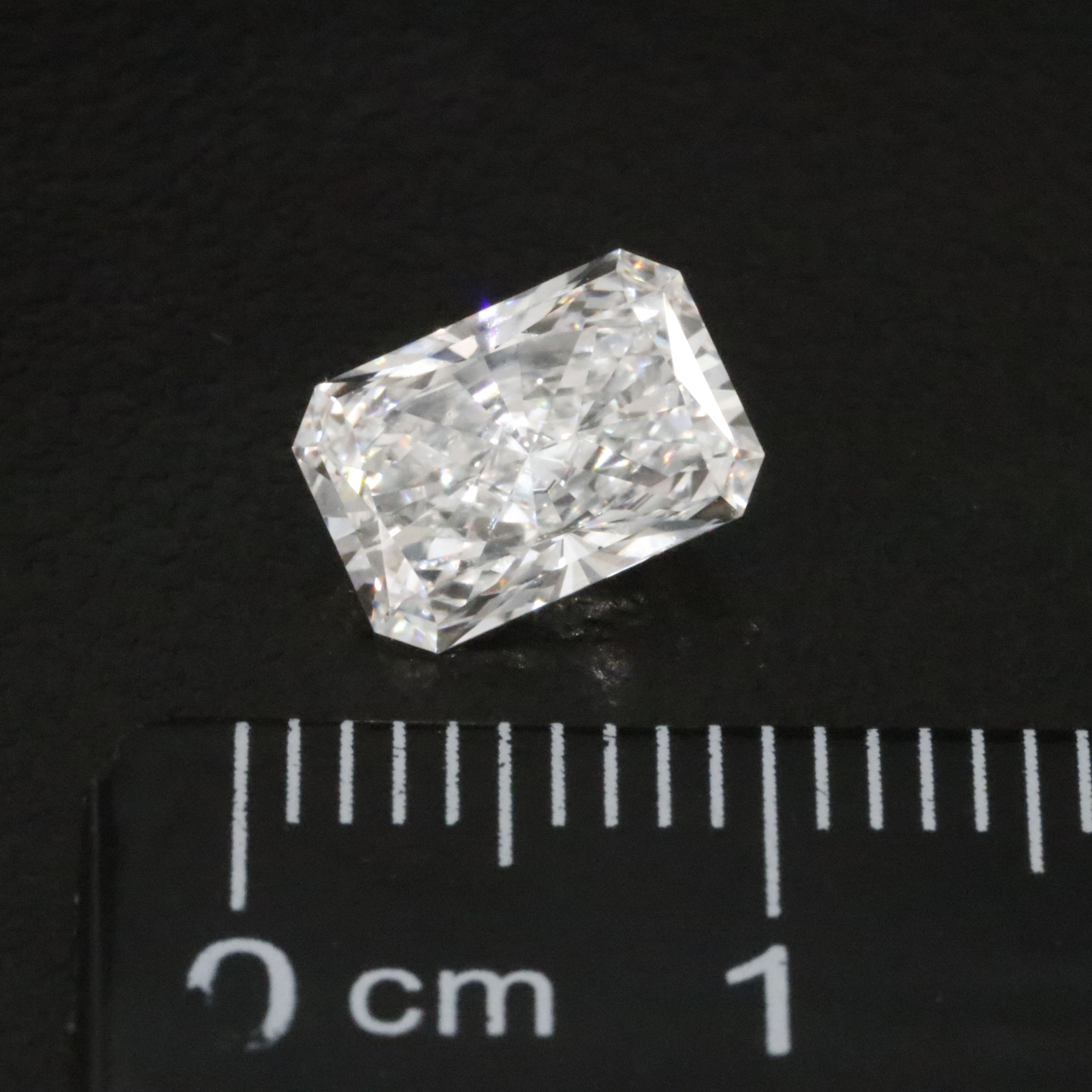 Loose 1.57 CT Lab Grown Diamond with IGI Report