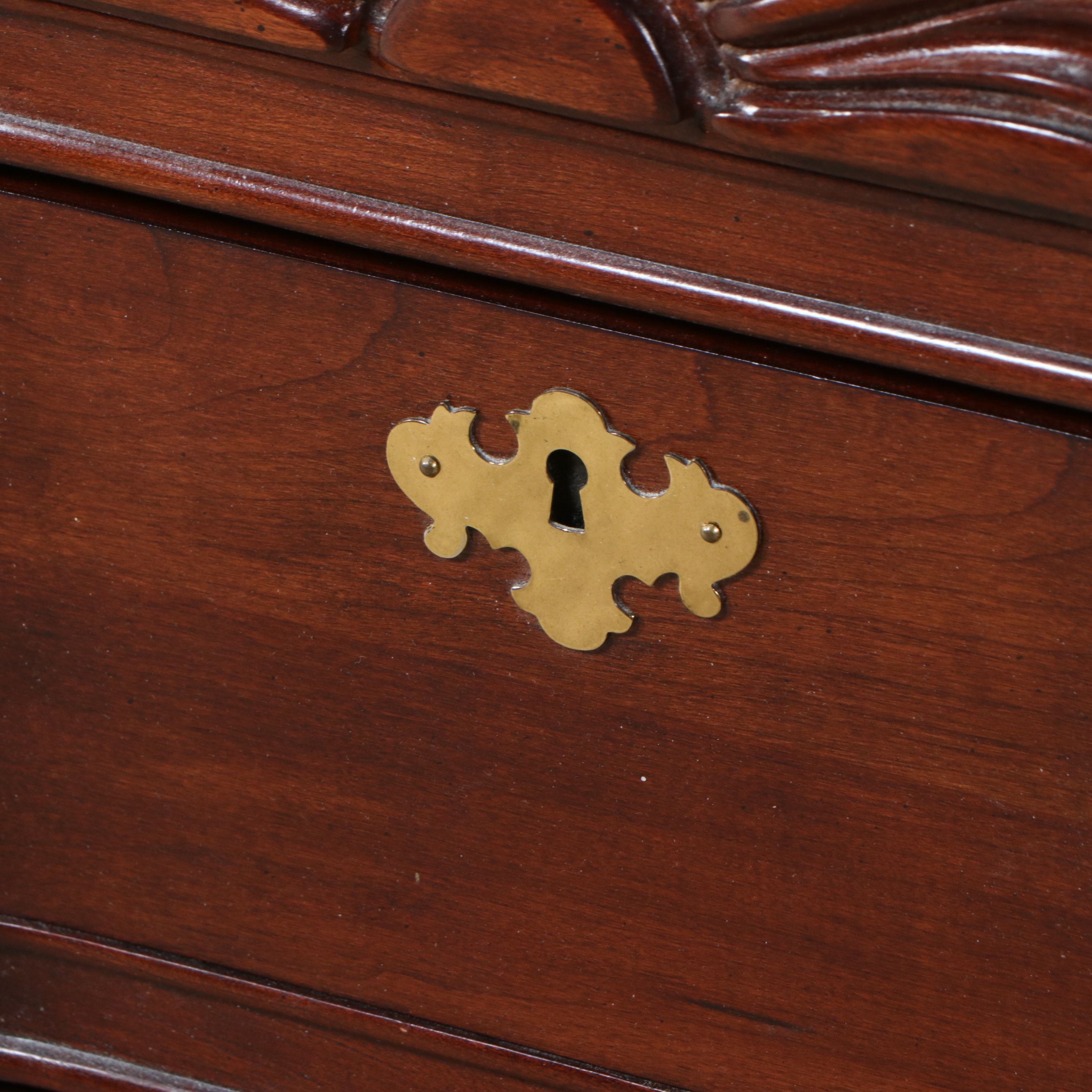 Thomasville "The Mahogany Collection" Chippendale Block-Front Bachelor's Chest