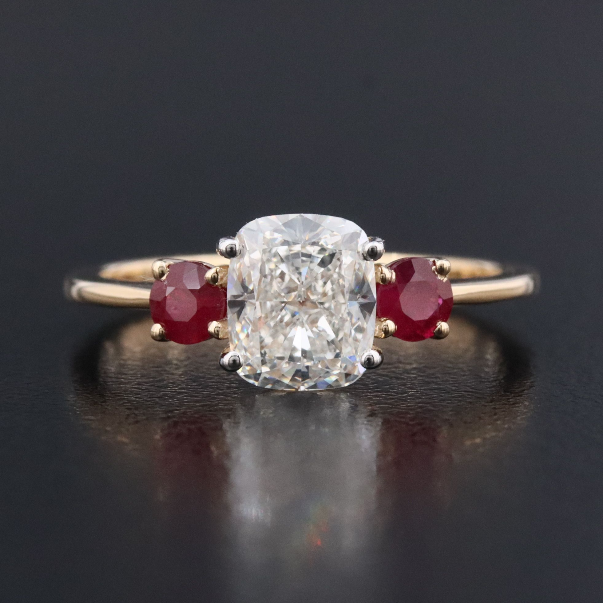 18K 1.50 CT Diamond and Ruby Ring with GIA Report