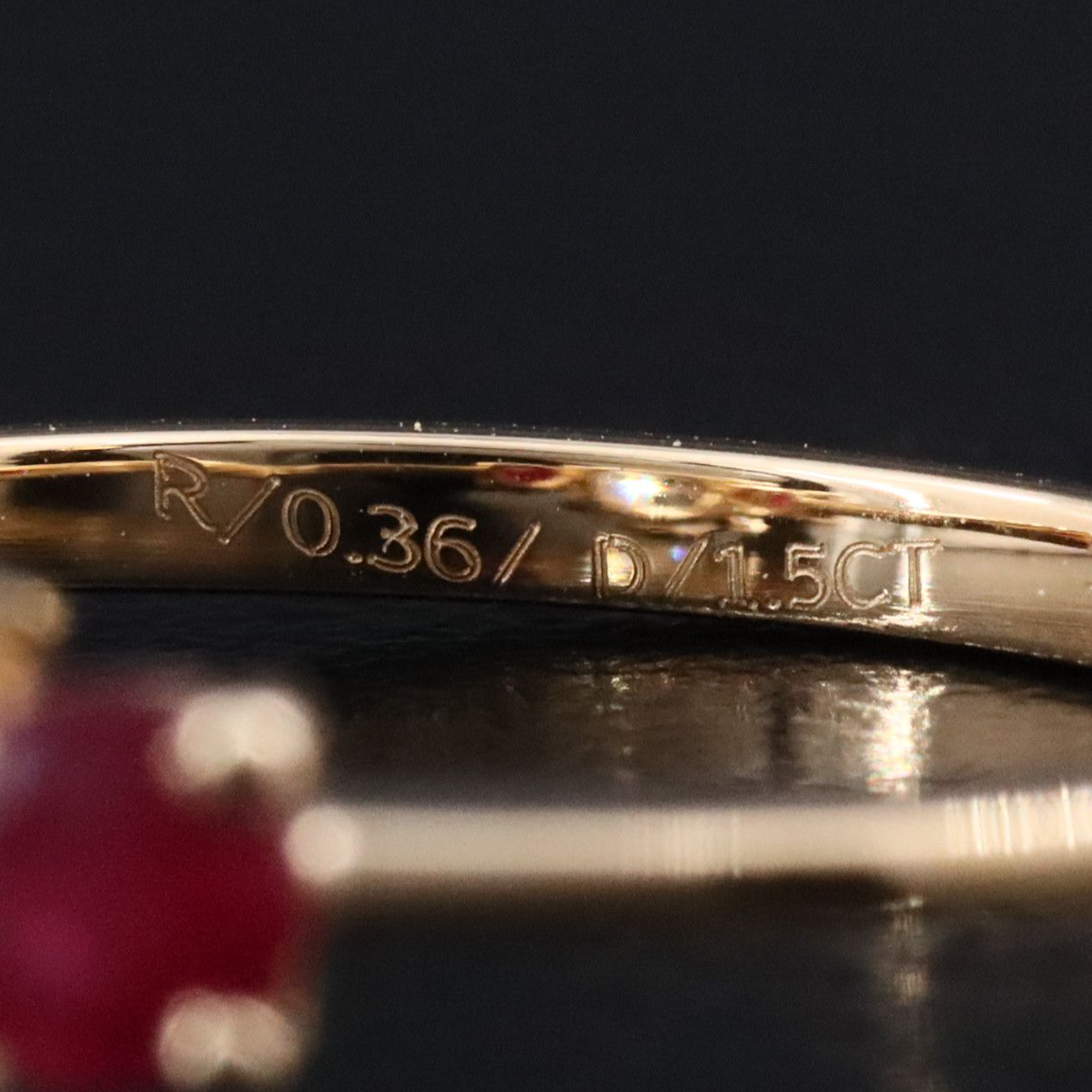 18K 1.50 CT Diamond and Ruby Ring with GIA Report