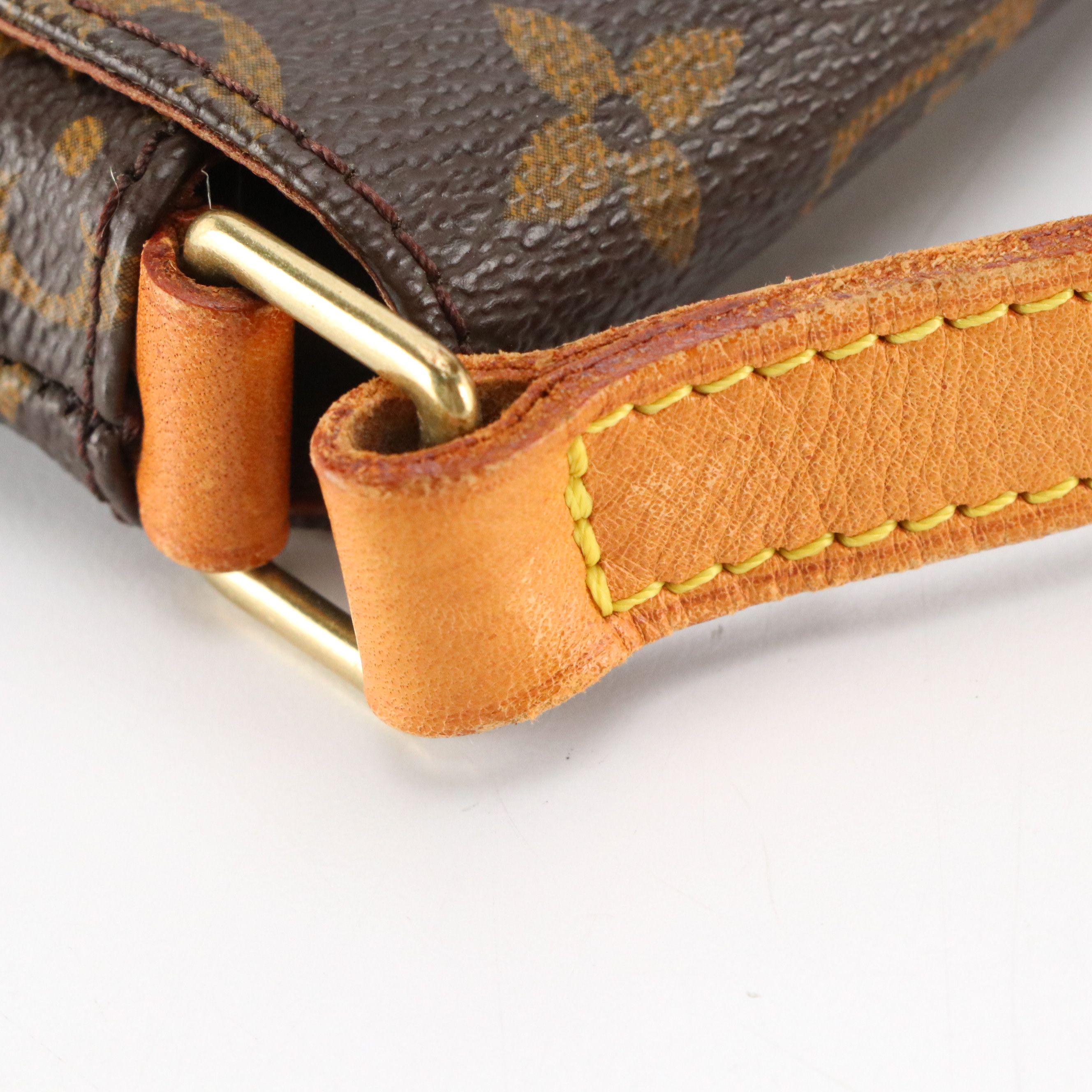 Louis Vuitton Musette Tango Bandoulière Courte in Monogram Canvas