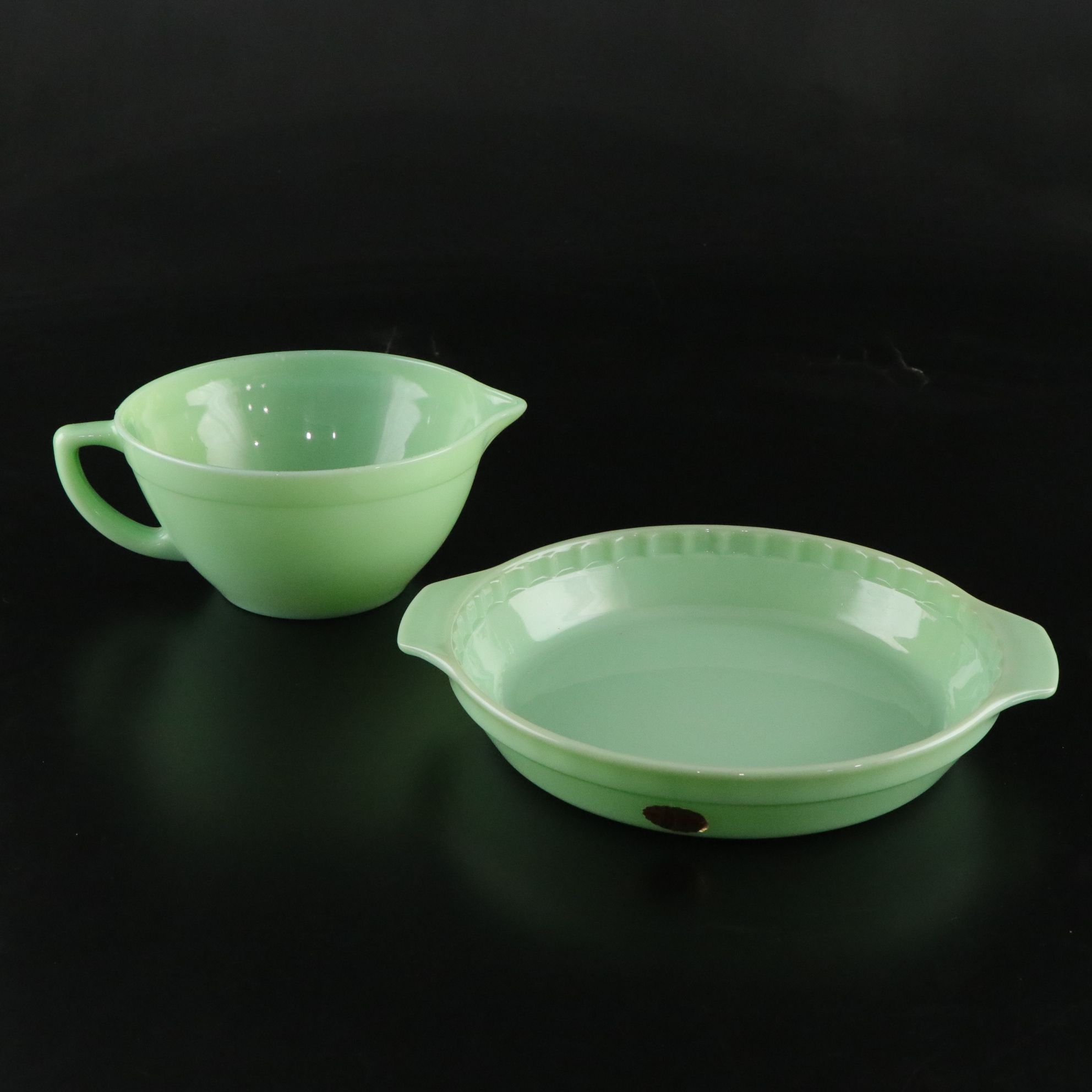 Fire-King "Swirl Jade Ite Shell" Mixing Bowls with Batter Bowl & Pie Plate
