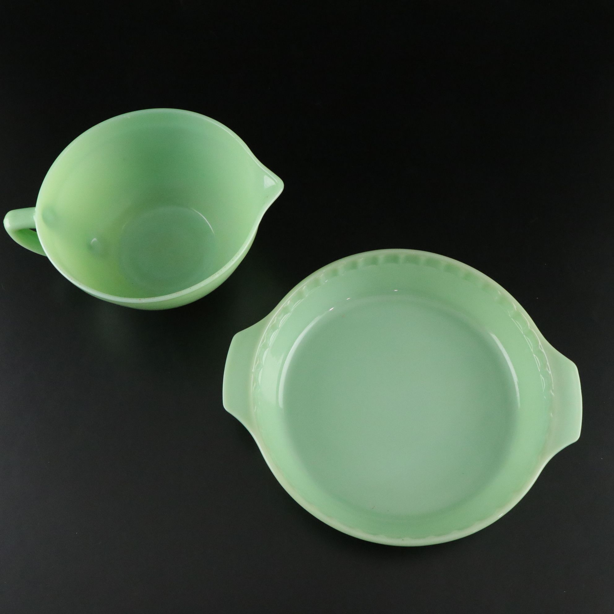 Fire-King "Swirl Jade Ite Shell" Mixing Bowls with Batter Bowl & Pie Plate