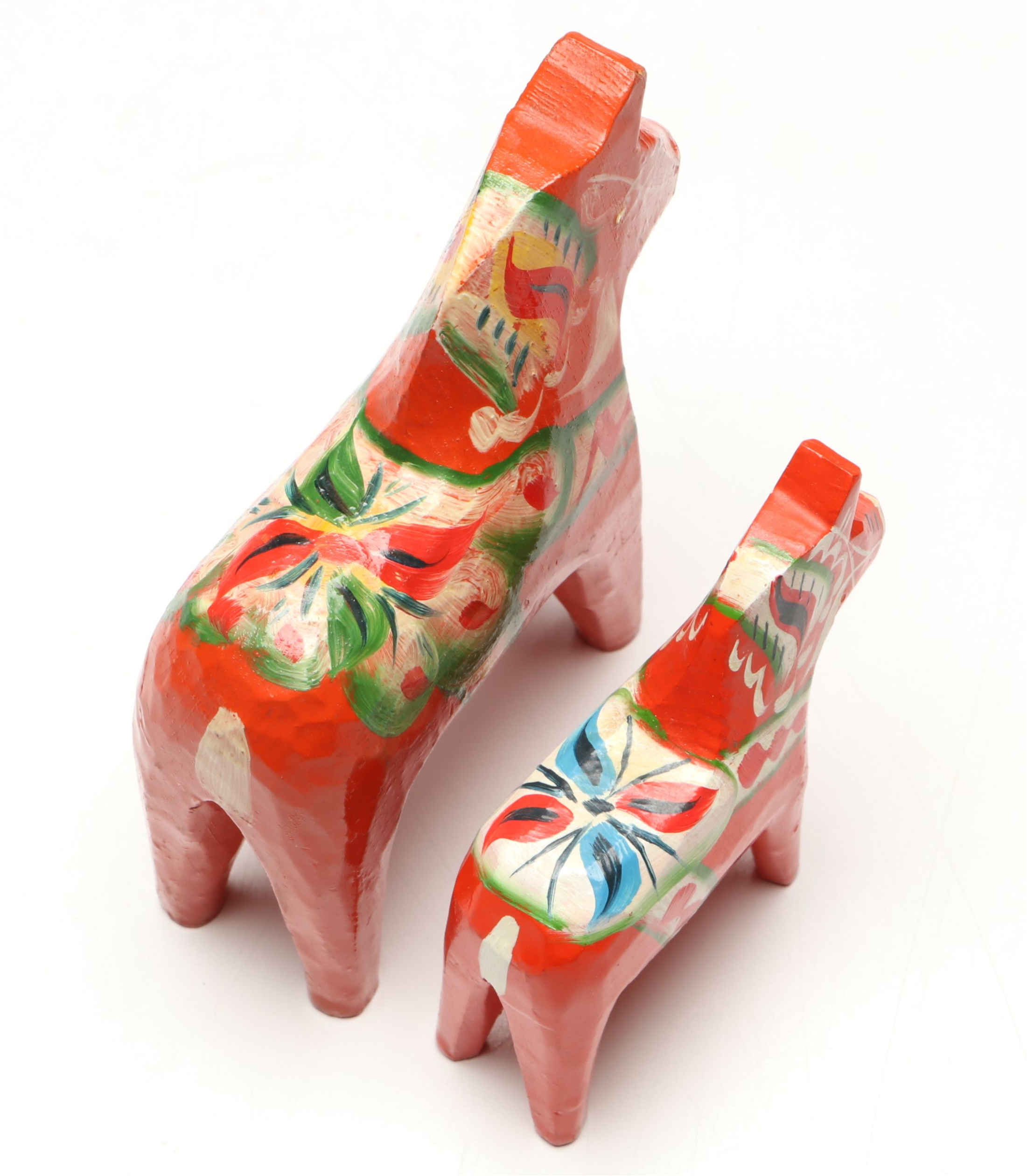 Swedish Dalahäst Hand-Painted Folk Art Figurines