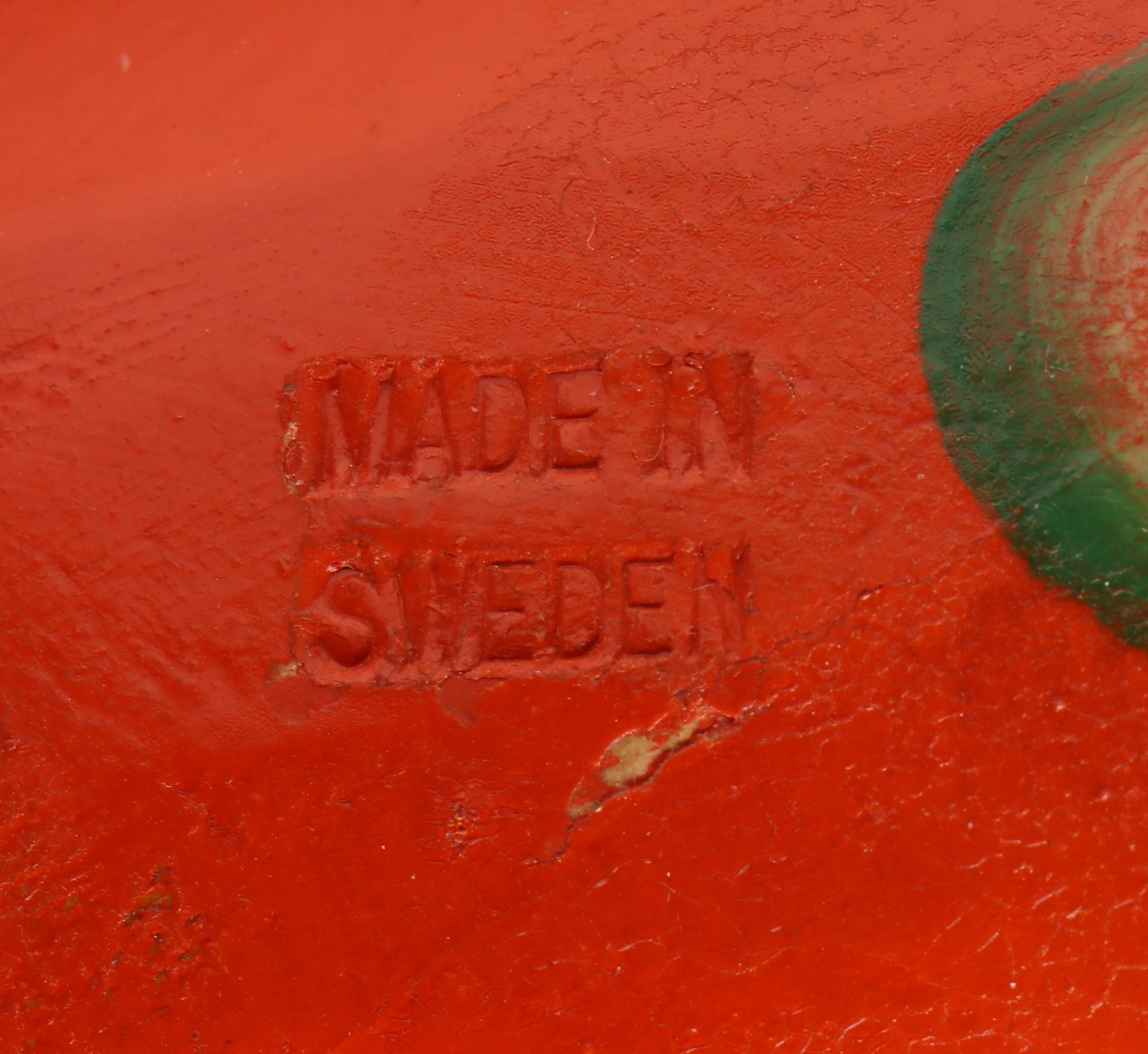 Swedish Dalahäst Hand-Painted Folk Art Figurines