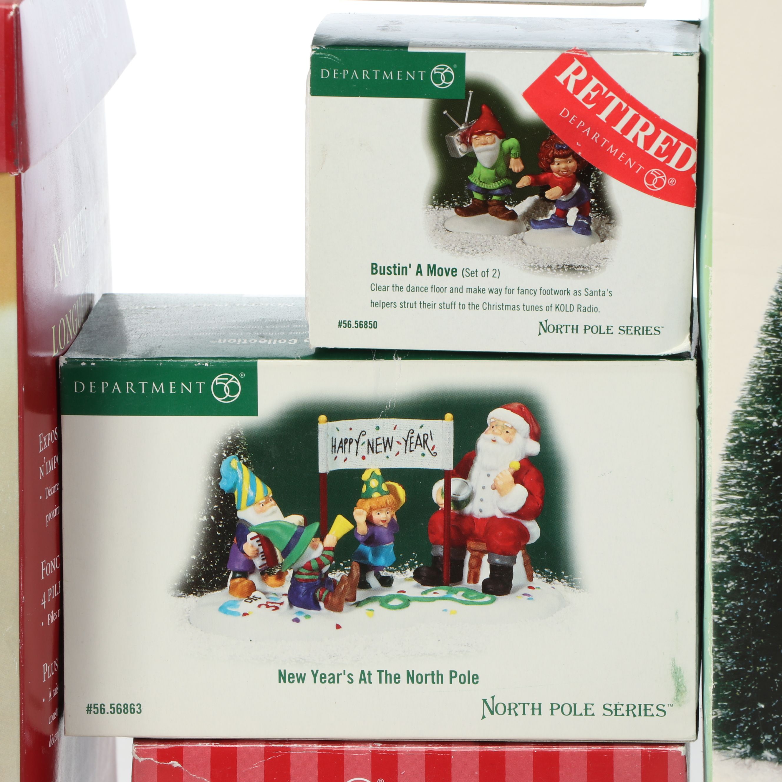 Department 56 Christmas Village Building and Accessories