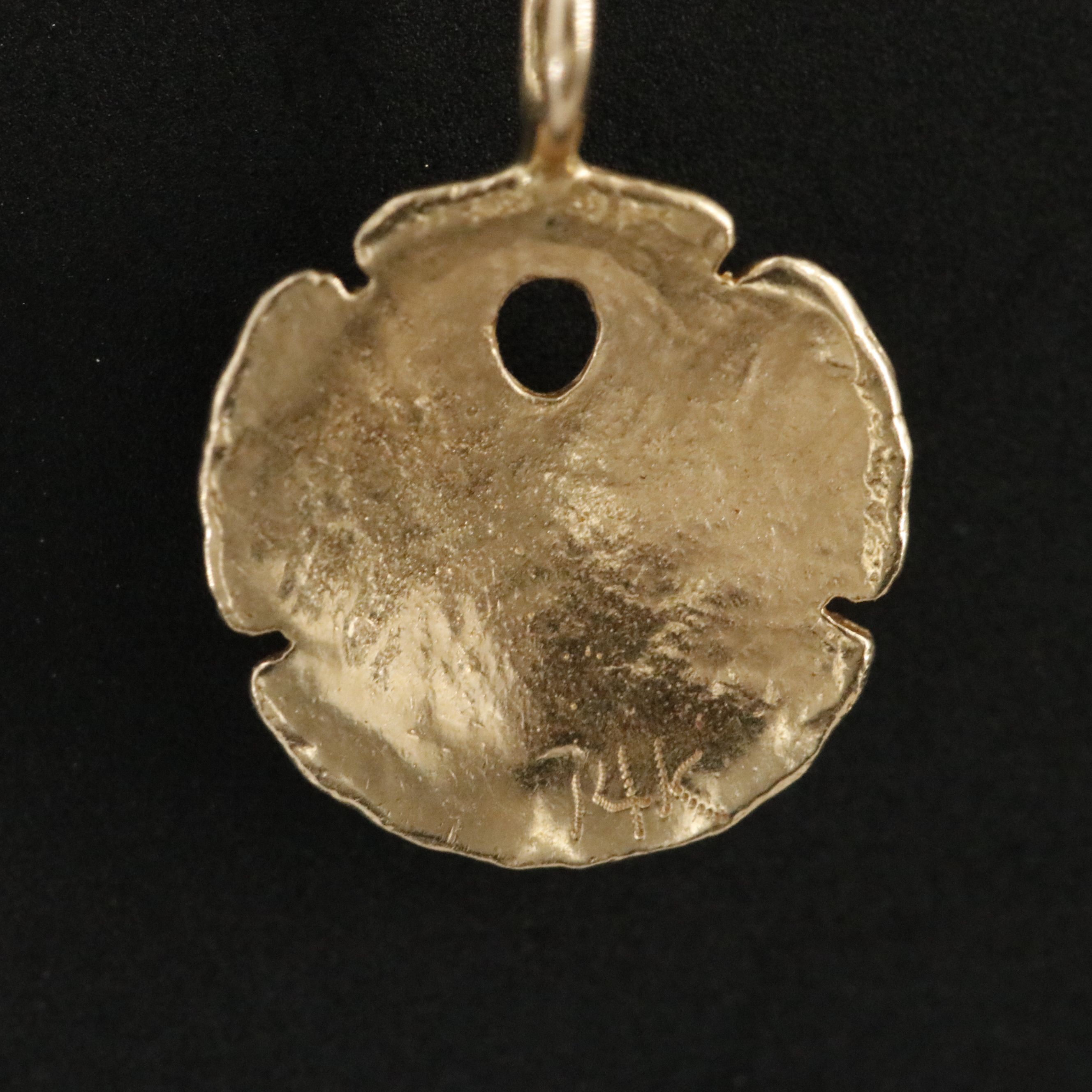 14K Sand Dollar Pendant