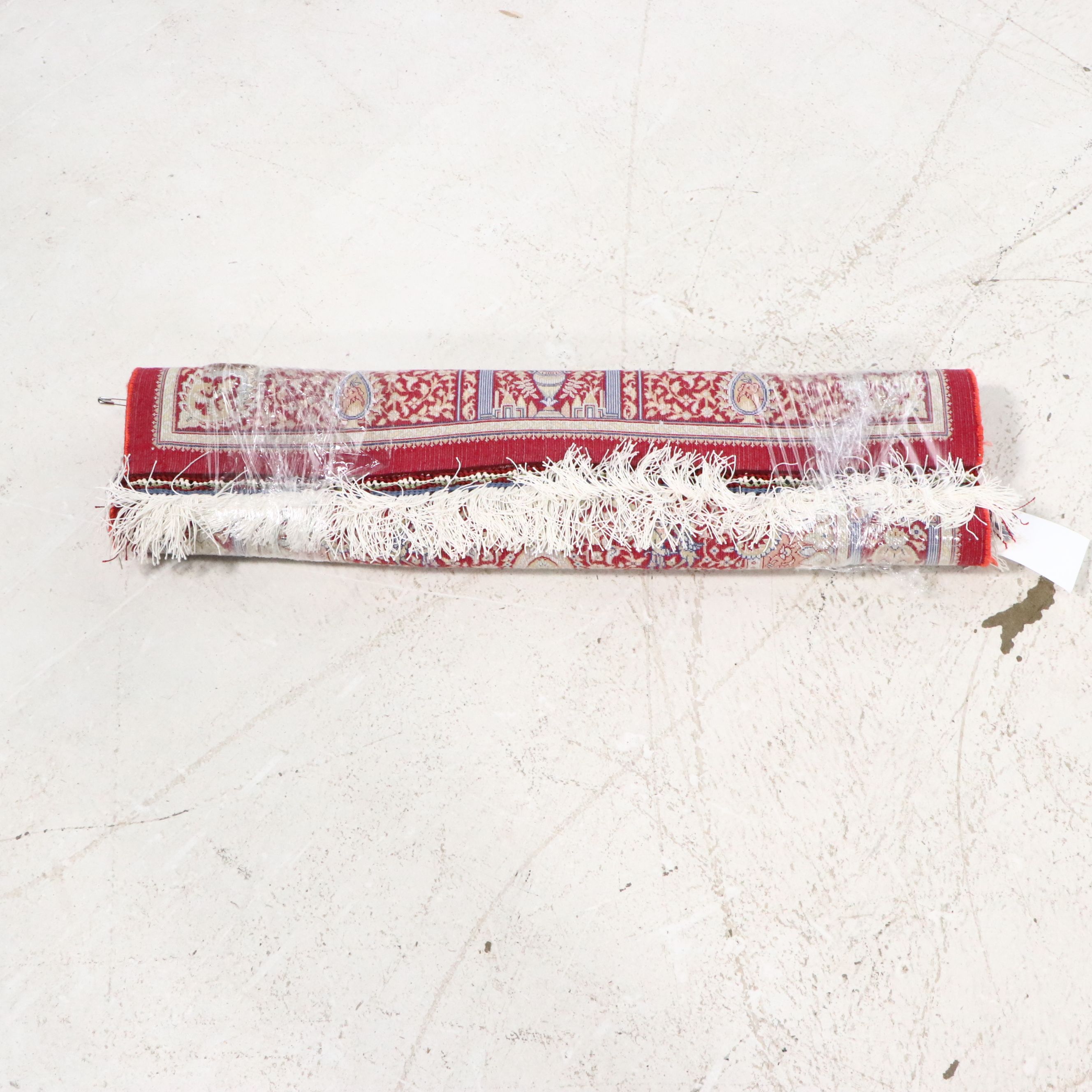 2' x 3'5 Machine Made Sino-Persian Qom Accent Rug