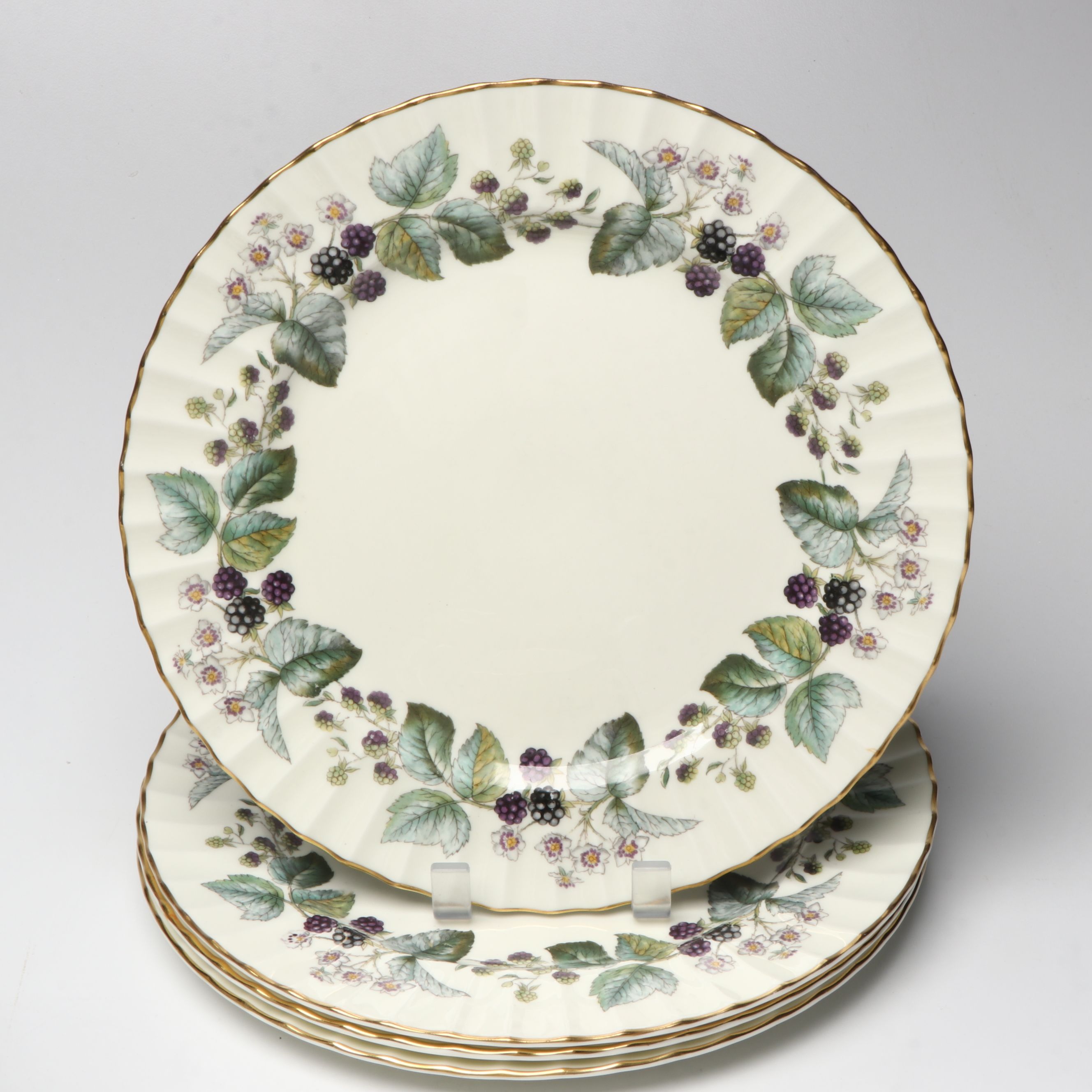 Royal Worcester "Lavinia" Porcelain Tableware with Woven Trivets