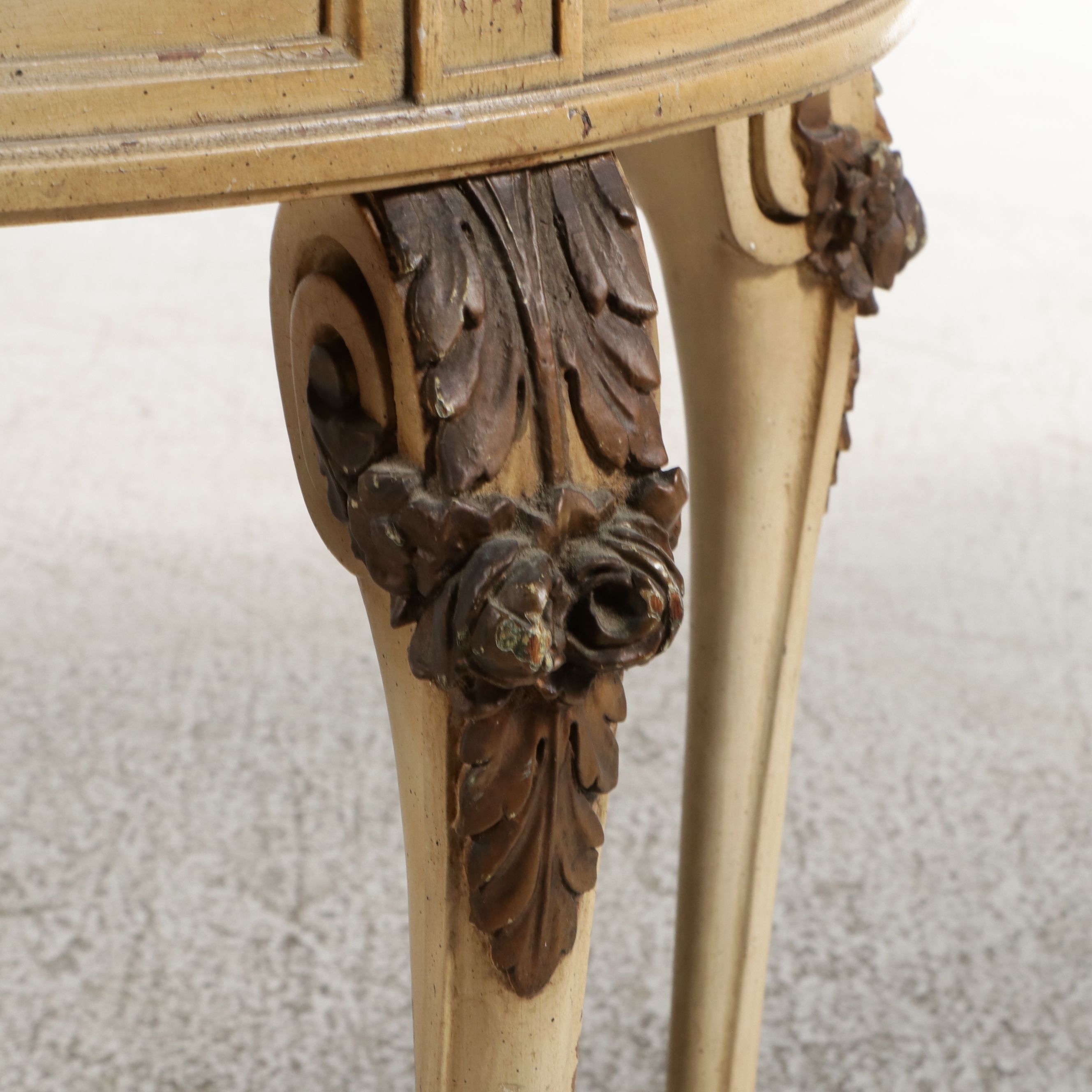 French Provincial Style Kidney-Shaped Vanity and Stool Set, Mid to Late 20th C.