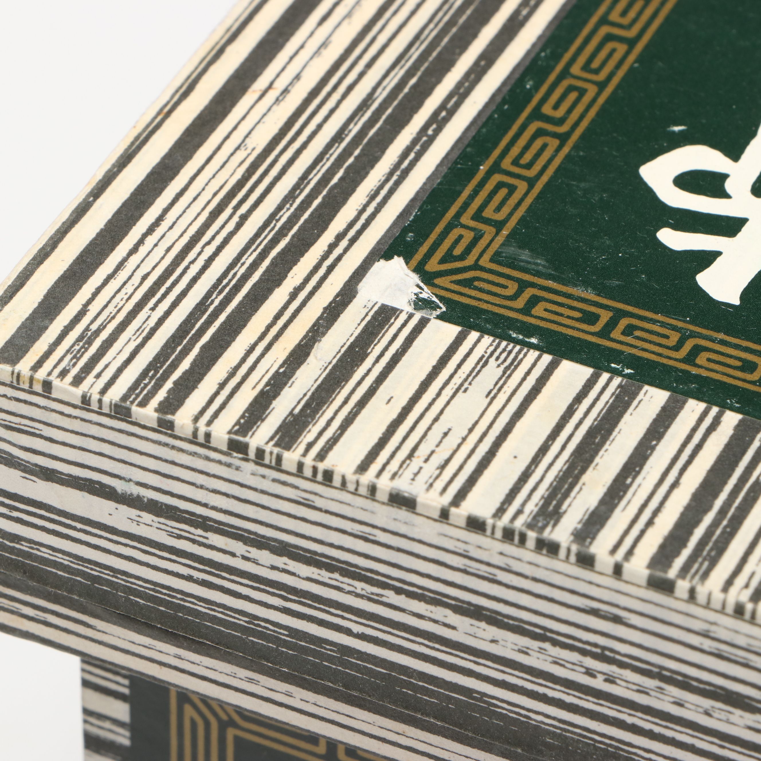 Mataro Dolls Heian-Dressed Kimekomi Figures with Storage Box