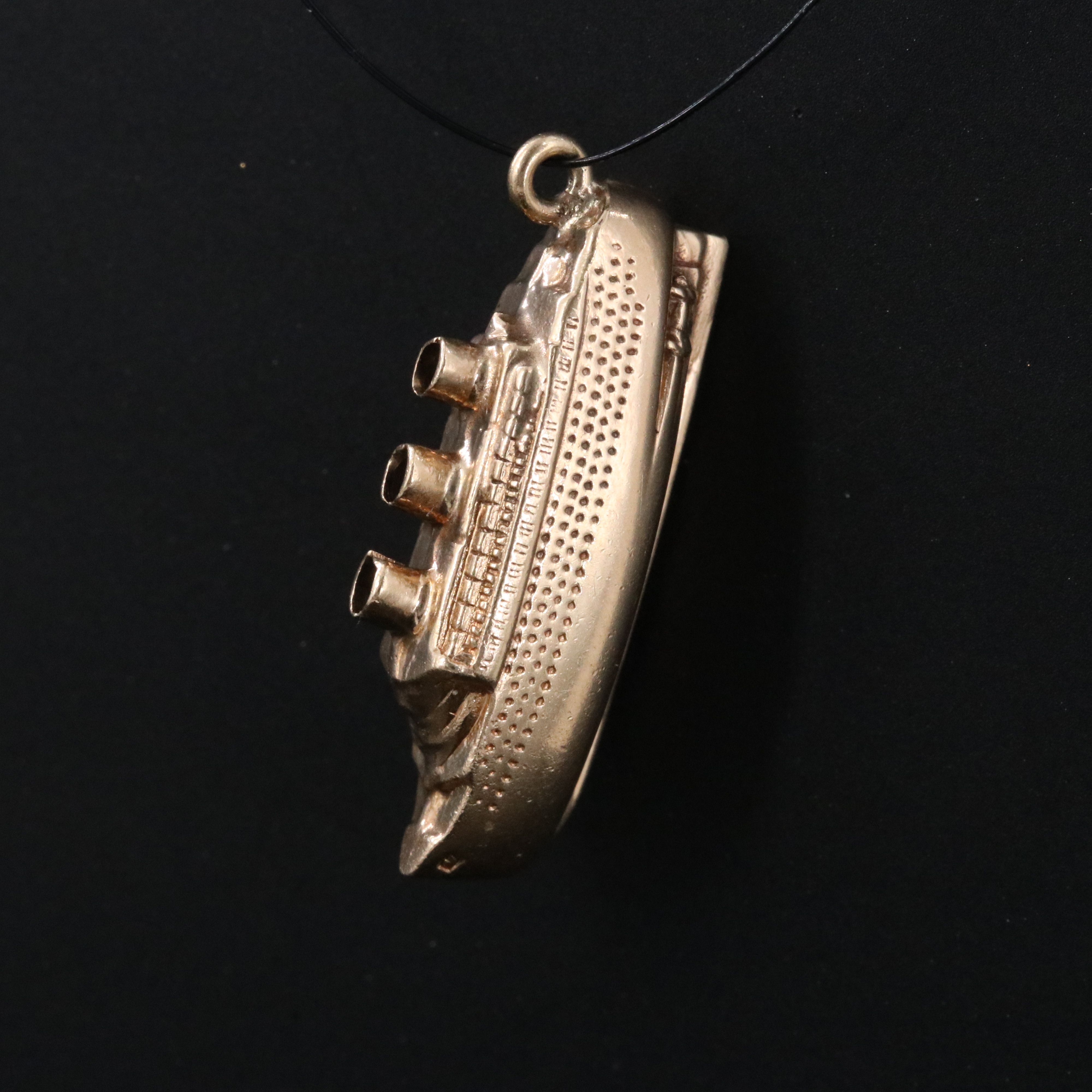 14K Cruise Ship Pendant