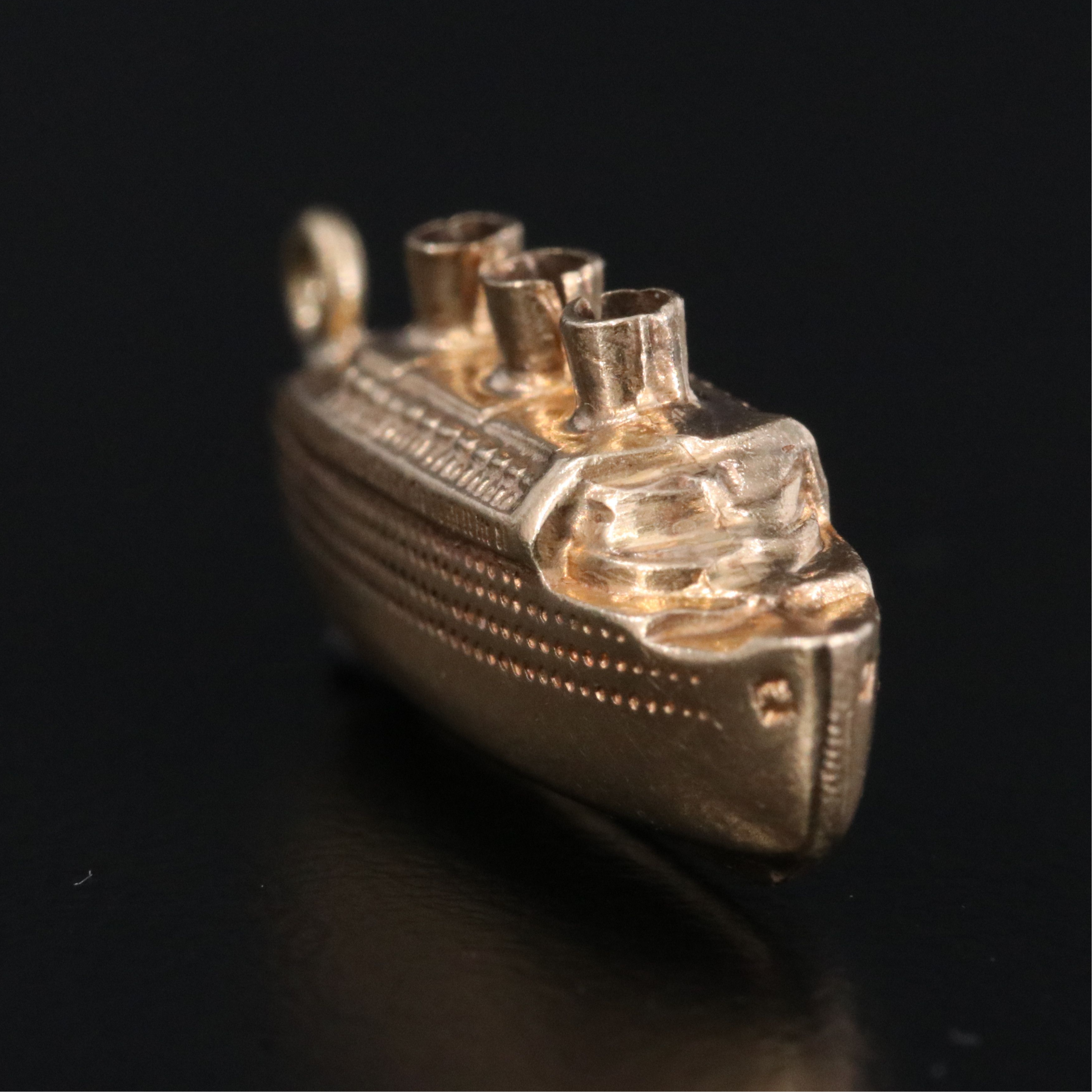 14K Cruise Ship Pendant