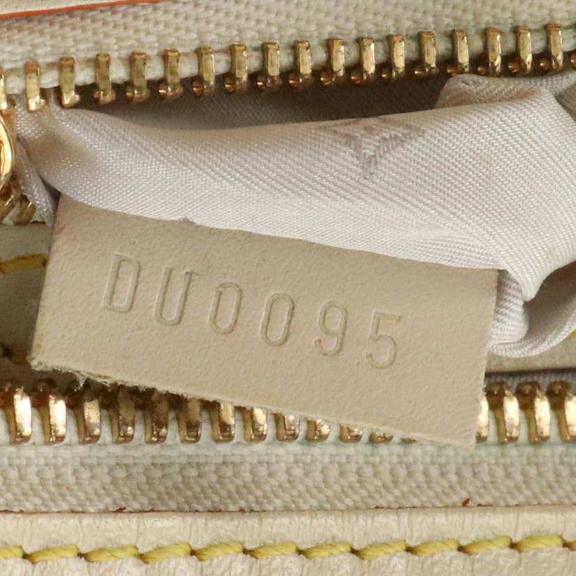 Louis Vuitton L'Epanoui Handbag in Ivory Suhali and Smooth Calfskin Leather