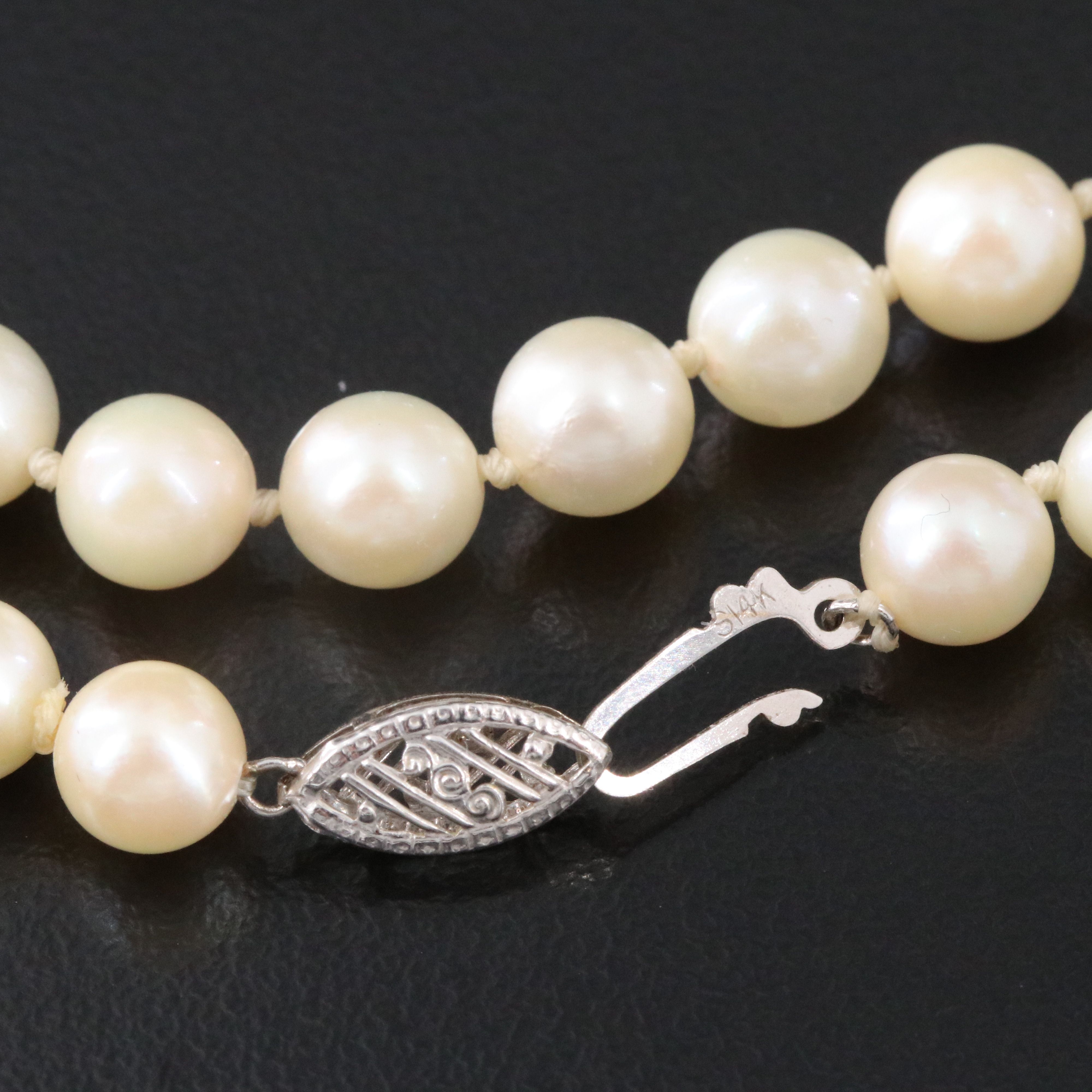 Pearl Necklace with 14K Clasp