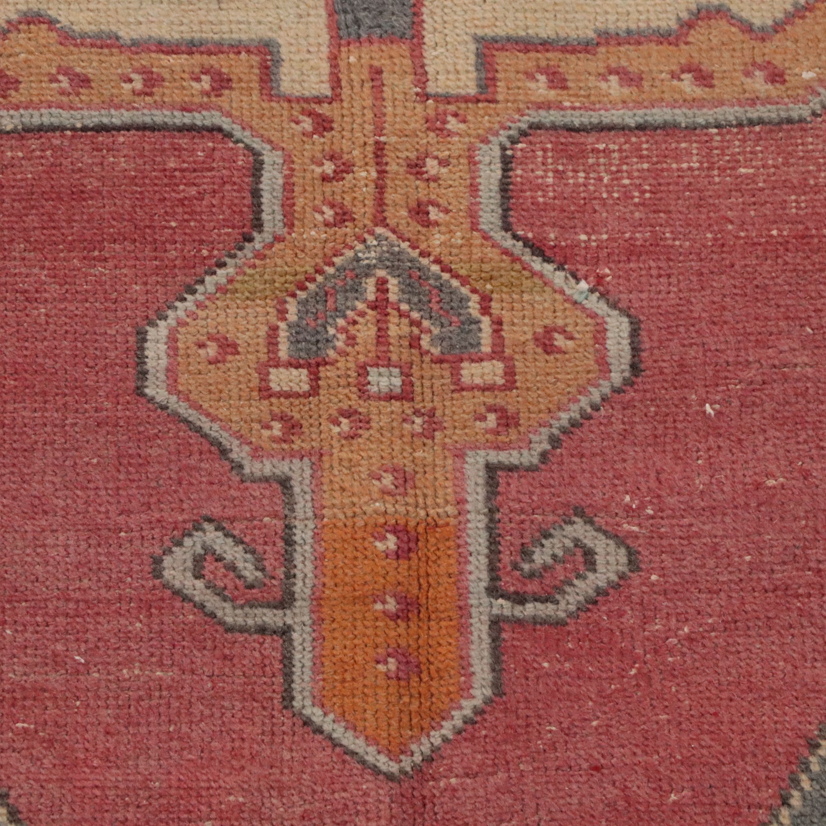 4'3 x 8'3 Hand-Knotted Turkish Medallion Area Rug