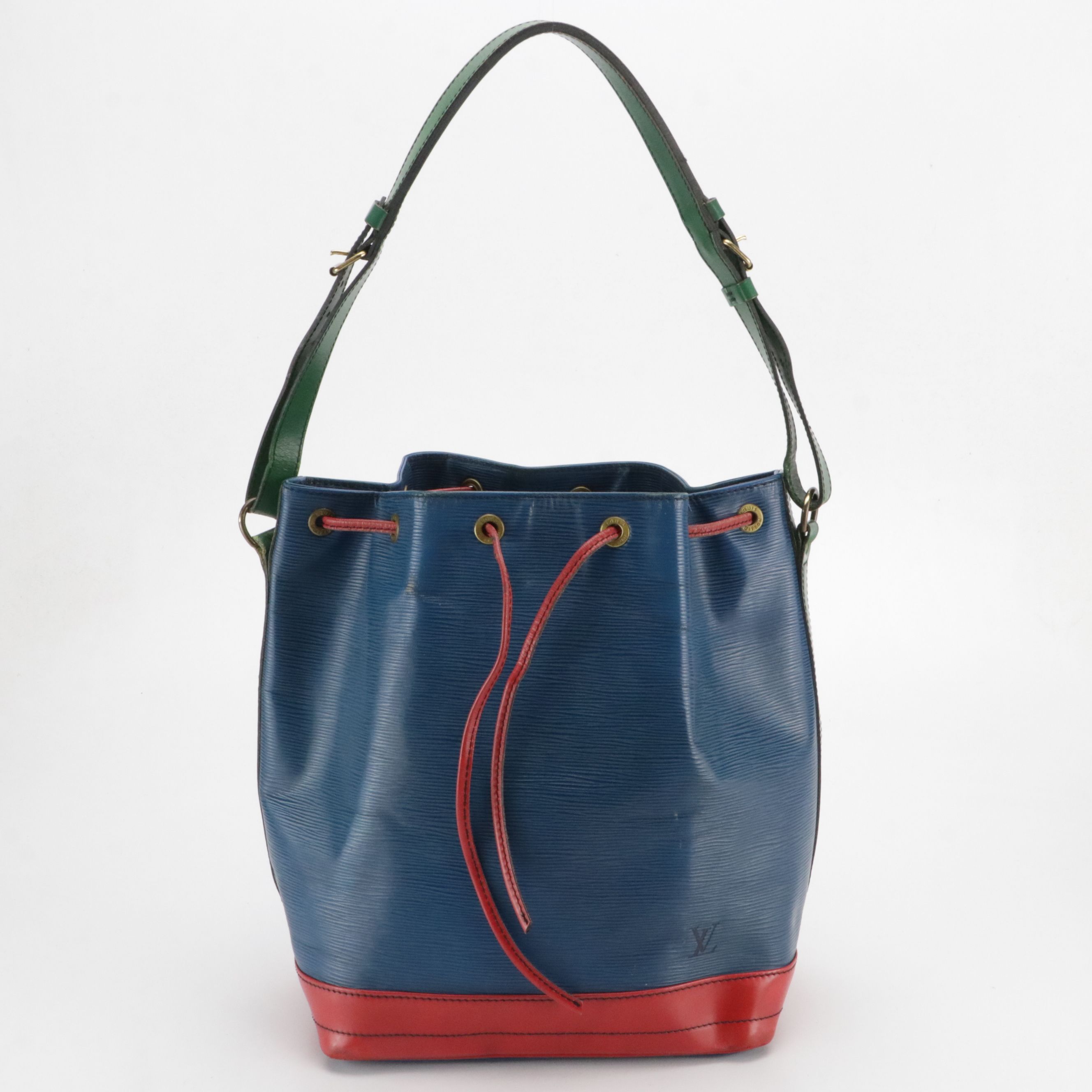 Louis Vuitton Noé Drawstring Bag in Colorblock Epi and Smooth Leather