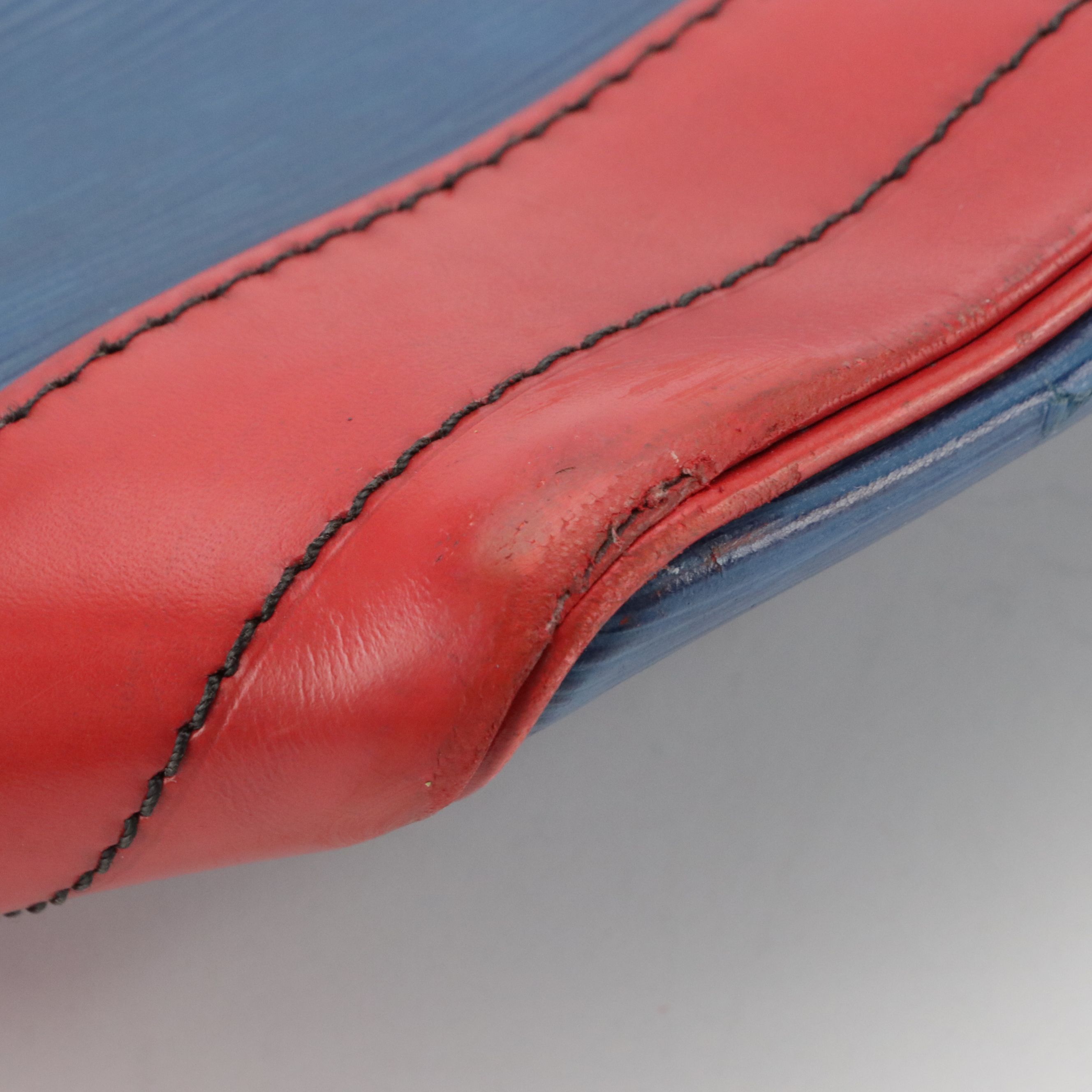 Louis Vuitton Noé Drawstring Bag in Colorblock Epi and Smooth Leather