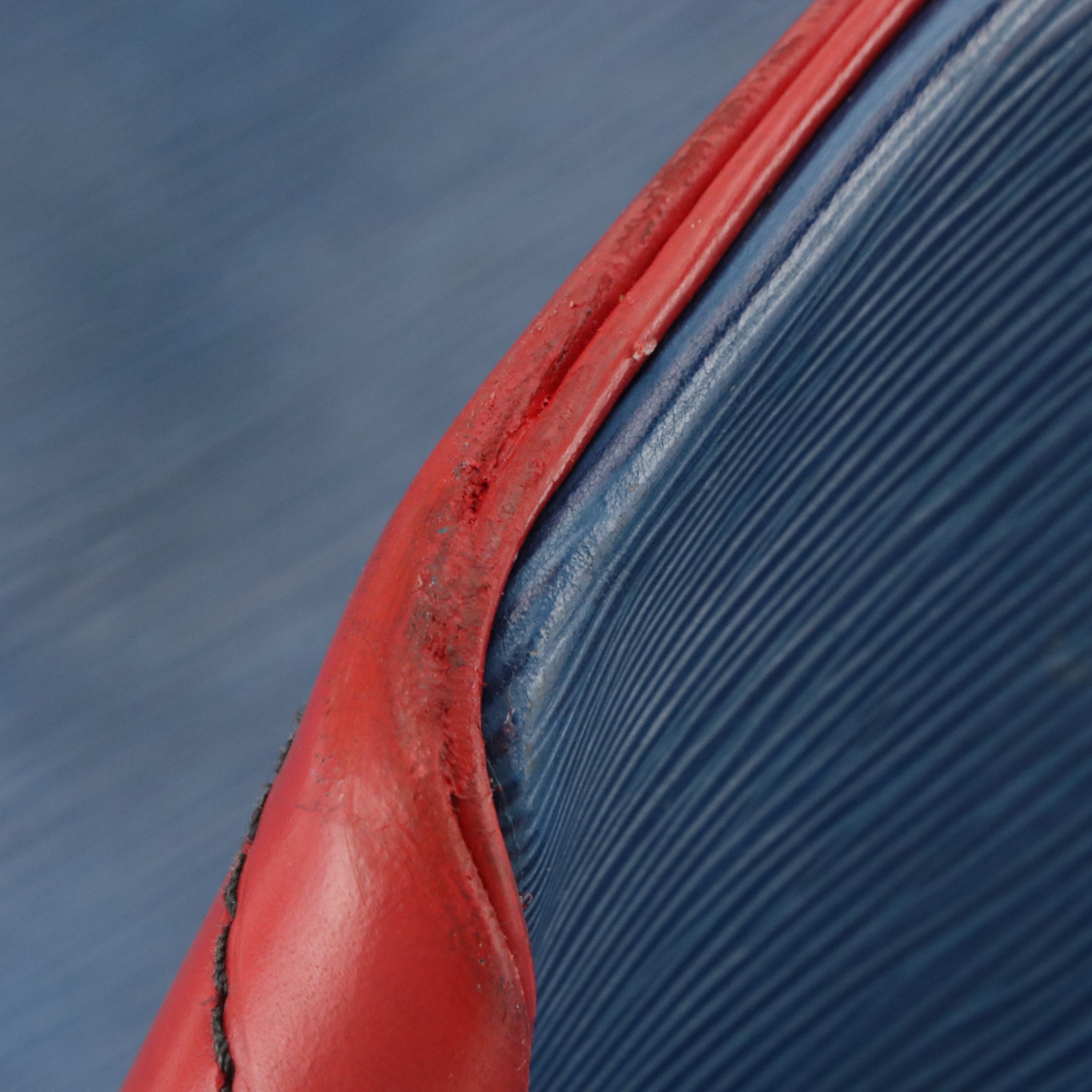 Louis Vuitton Noé Drawstring Bag in Colorblock Epi and Smooth Leather