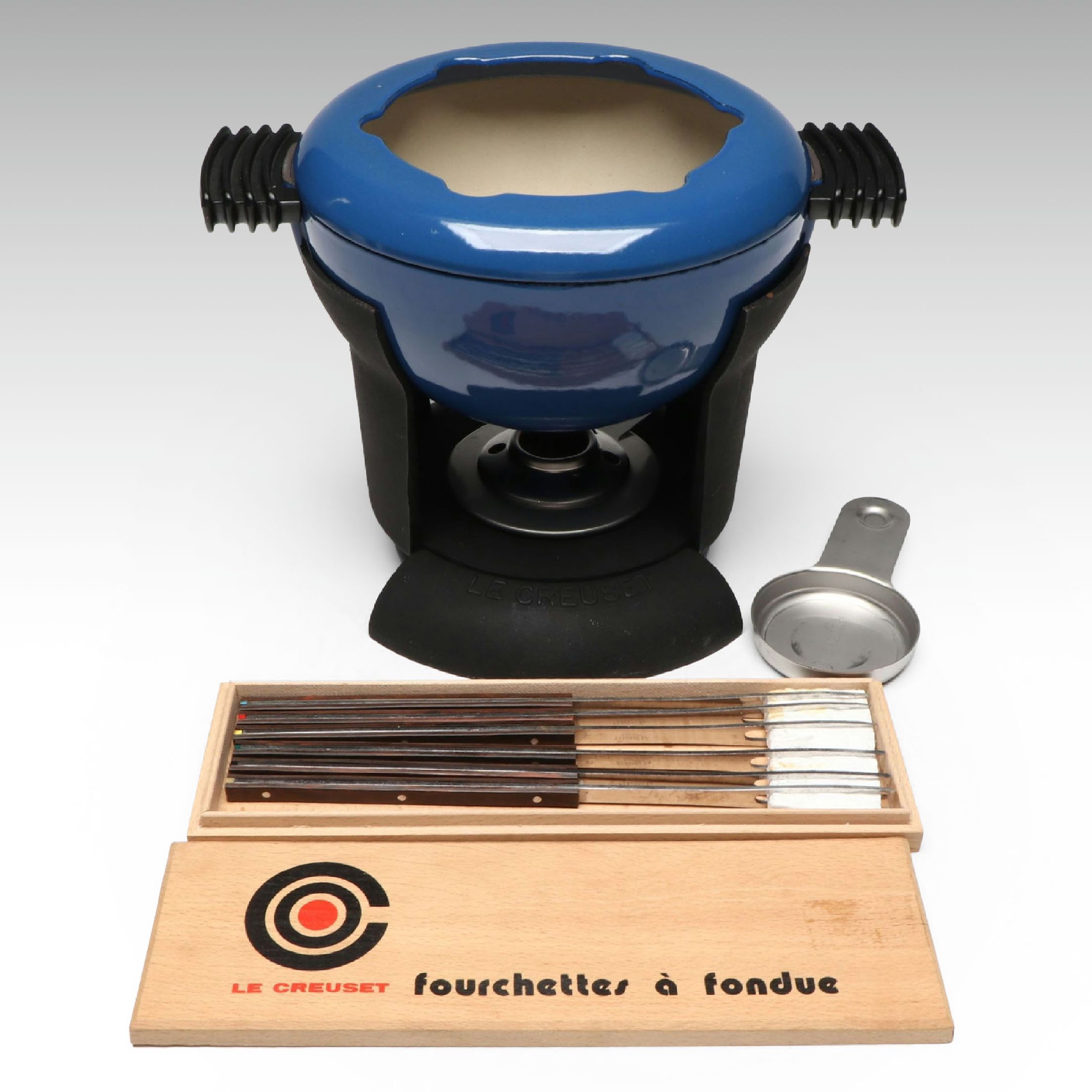 Le Creuset Fondue Set
