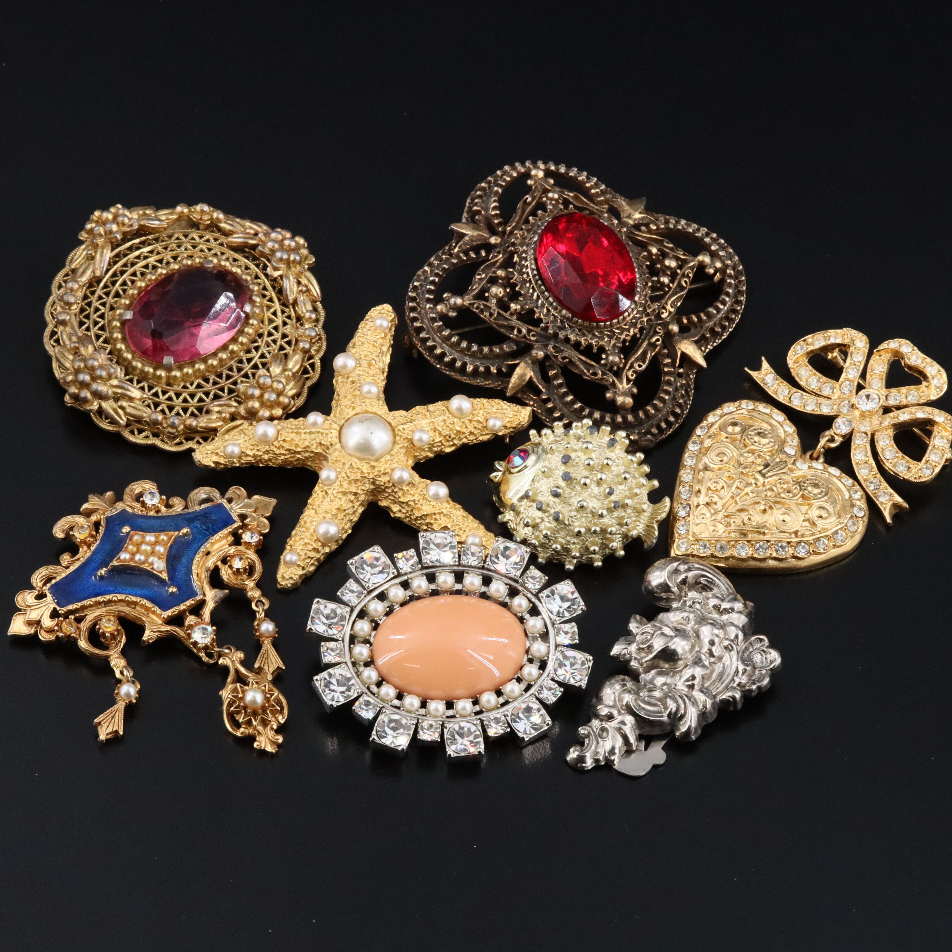 Grosse Featured in Brooch Collection