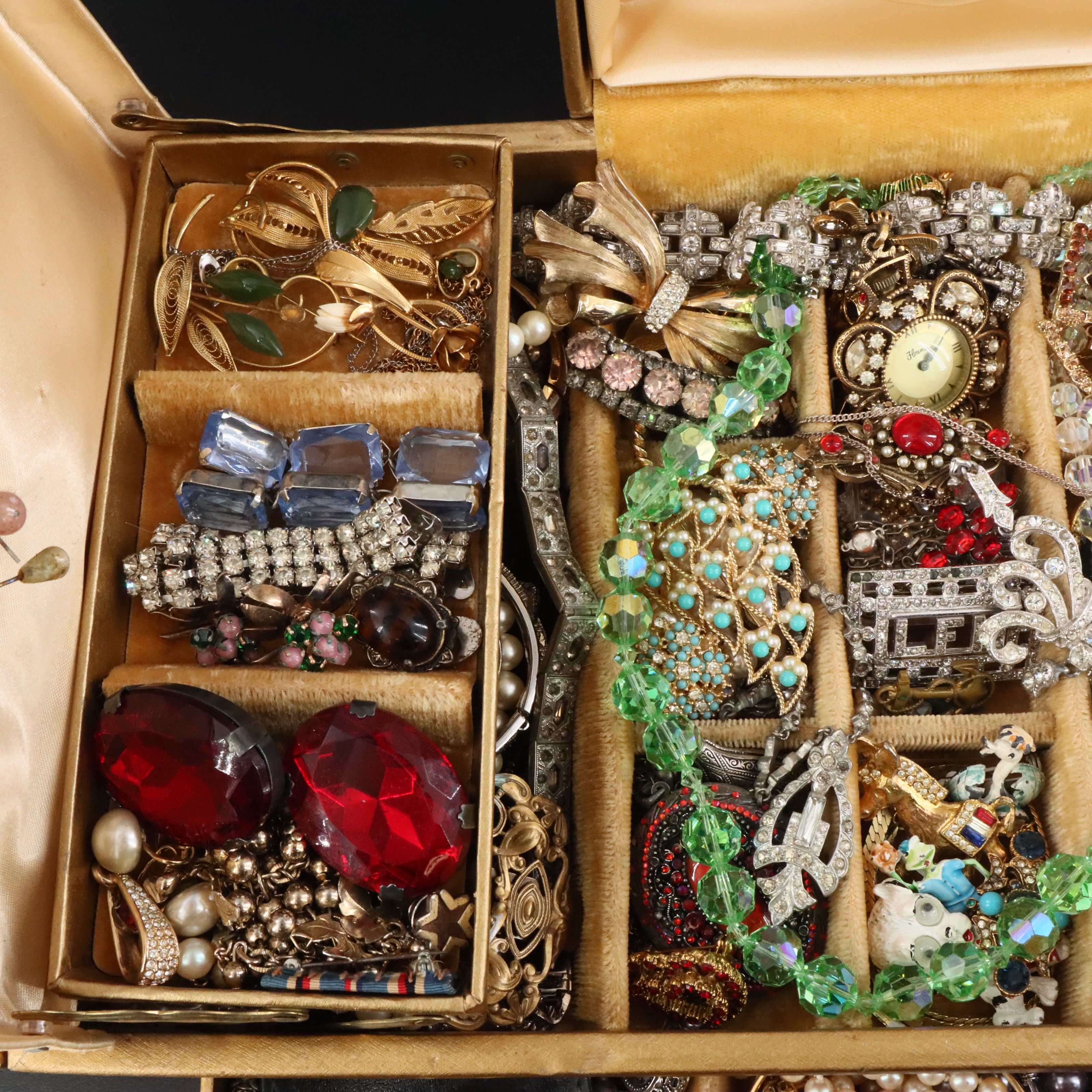 Uncommon Discoveries: Jewelry Collection