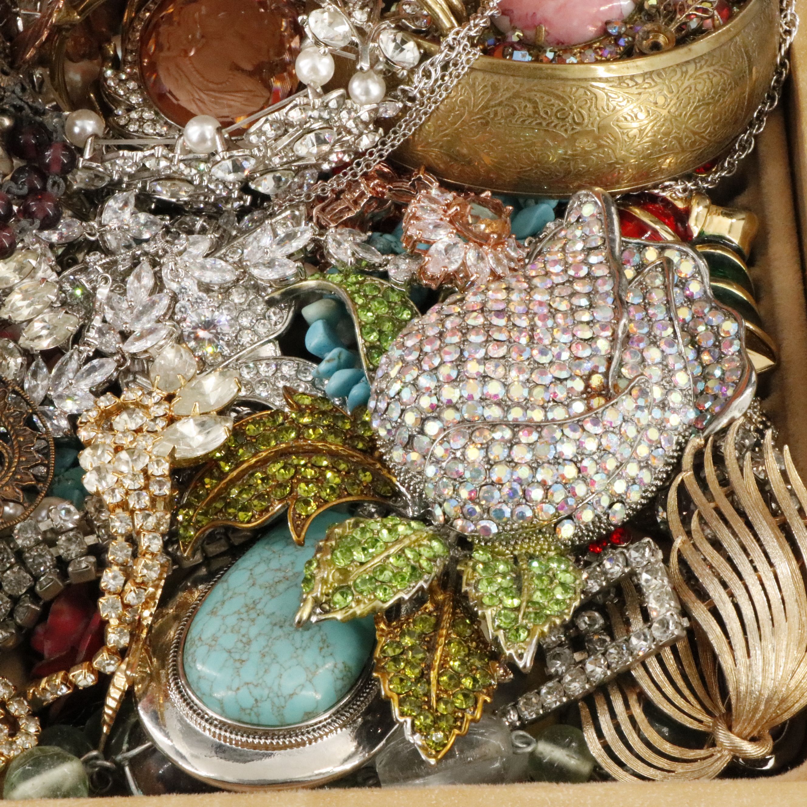Uncommon Discoveries: Jewelry Collection
