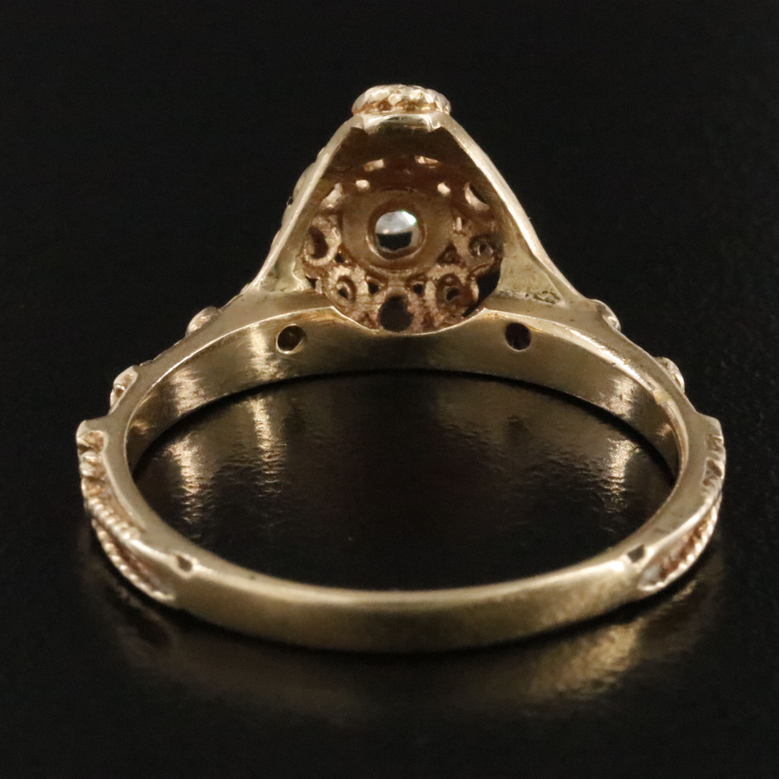 14K 0.21 CTW Diamond Filigree Ring