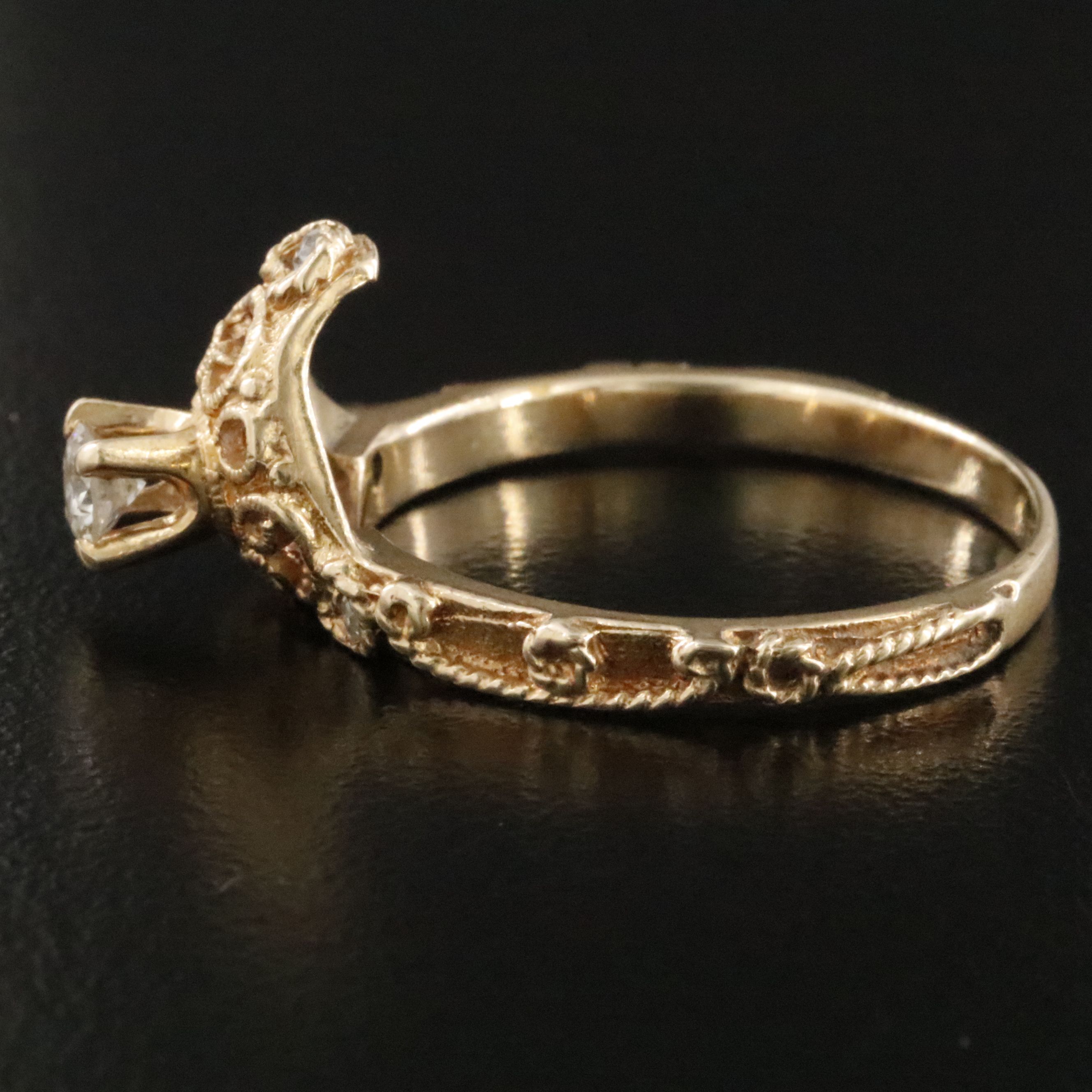 14K 0.21 CTW Diamond Filigree Ring