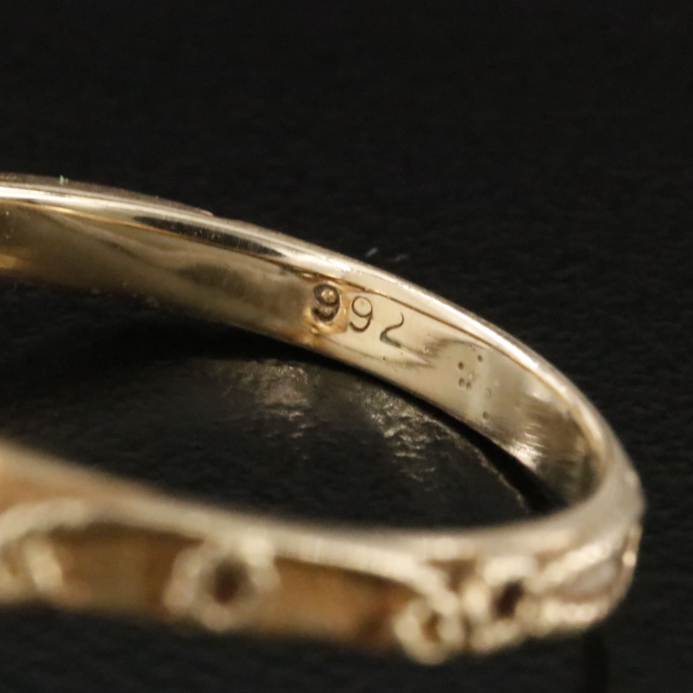 14K 0.21 CTW Diamond Filigree Ring