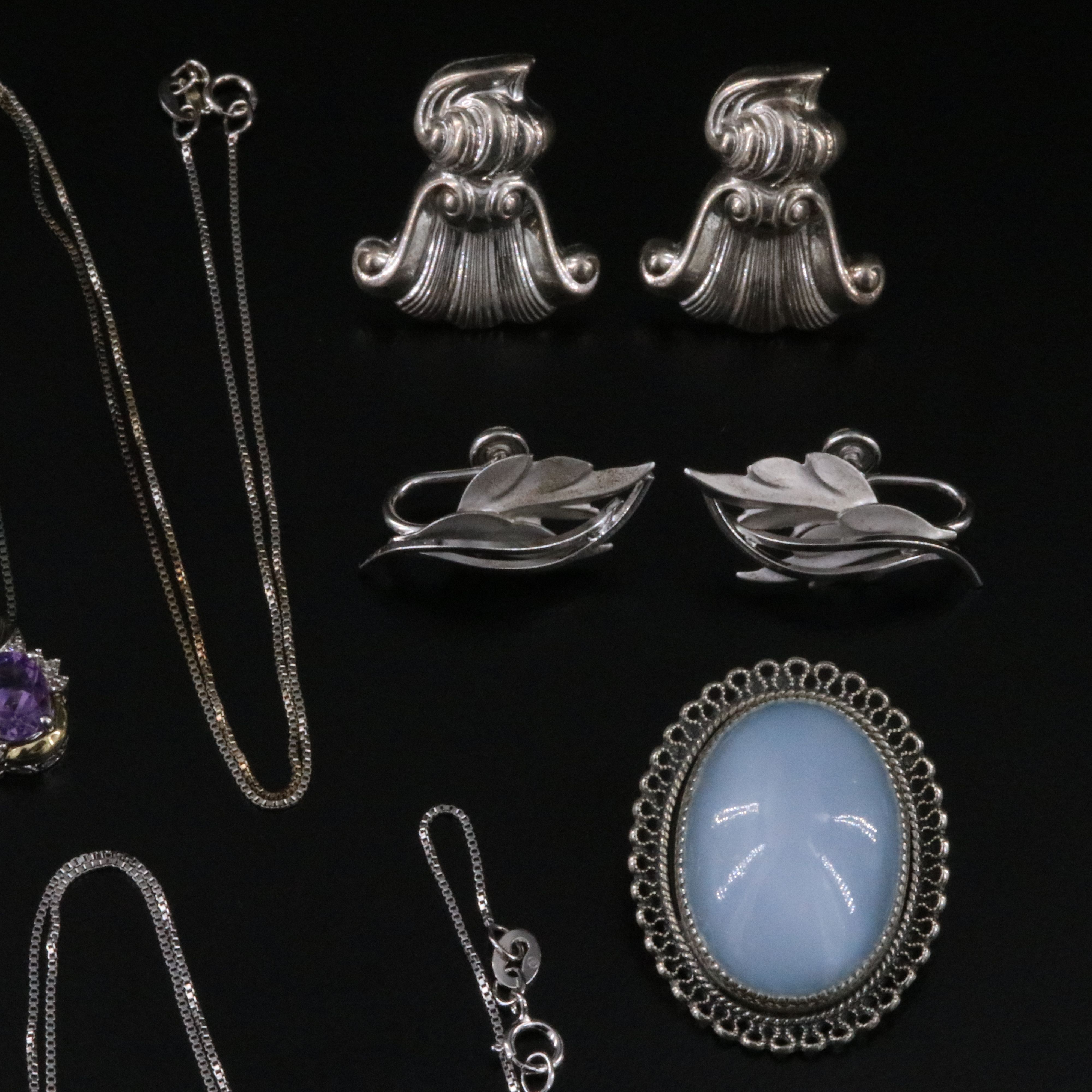 Sterling, Jasperware and Amethyst Featured in Jewelry Collection
