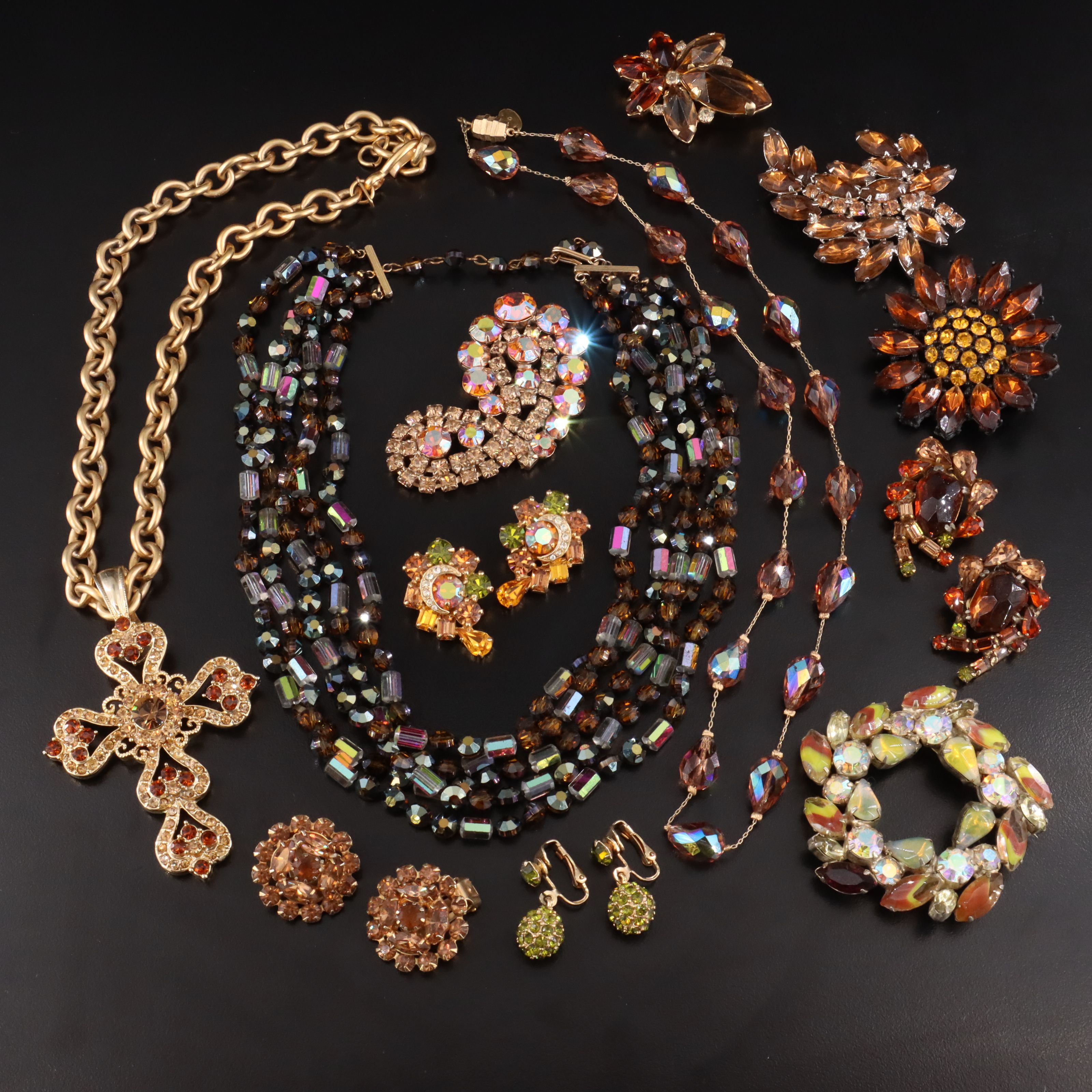 Weiss, Vendôme & Kramer ft. in Vintage Crystal, Givré Glass & Rhinestone Jewelry