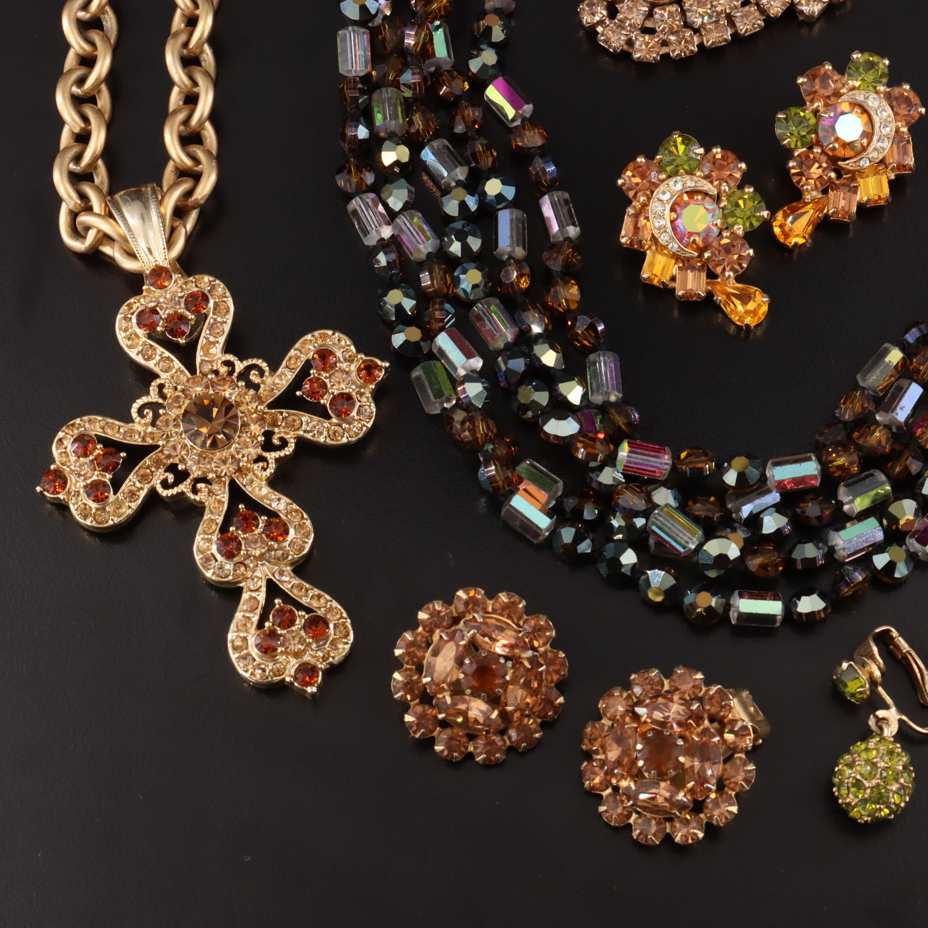 Weiss, Vendôme & Kramer ft. in Vintage Crystal, Givré Glass & Rhinestone Jewelry