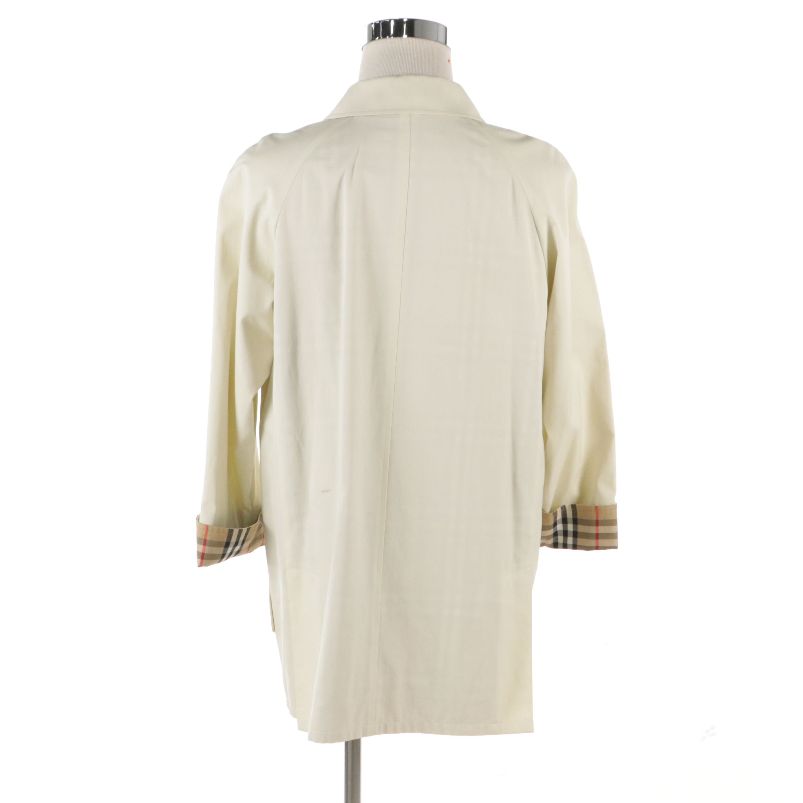 Burberry London Raglan Sleeve Raincoat in Cotton
