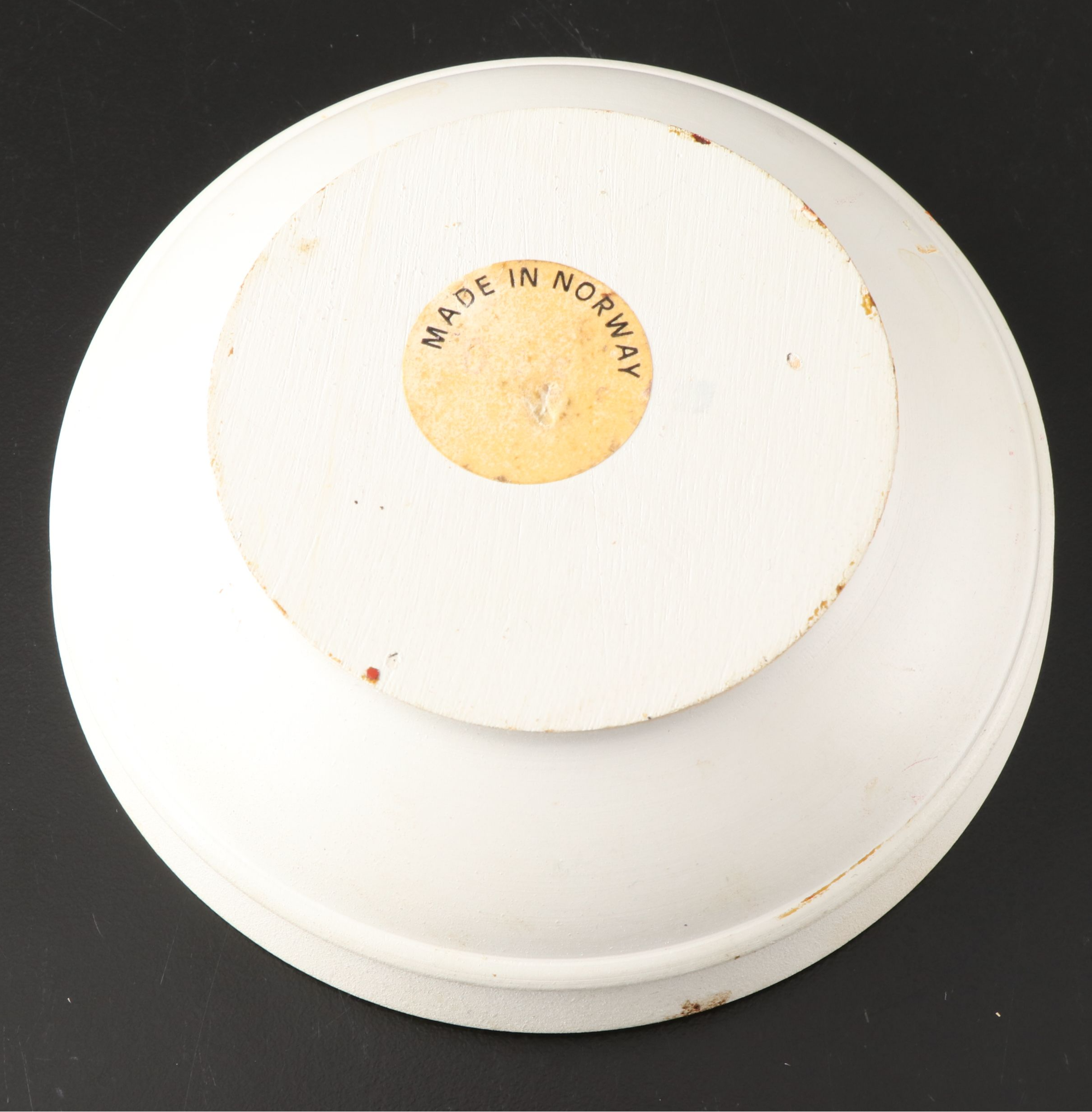 Konsthantverk HB Swedish Hand-Painted Candlesticks with Other Wooden Décor