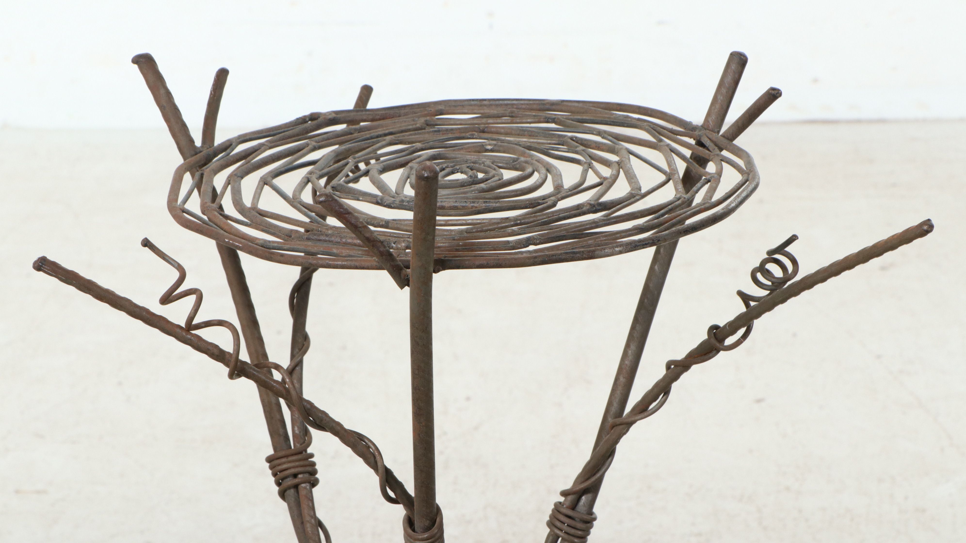Brutalist Hand-Wrought Iron Rebar Pedestal